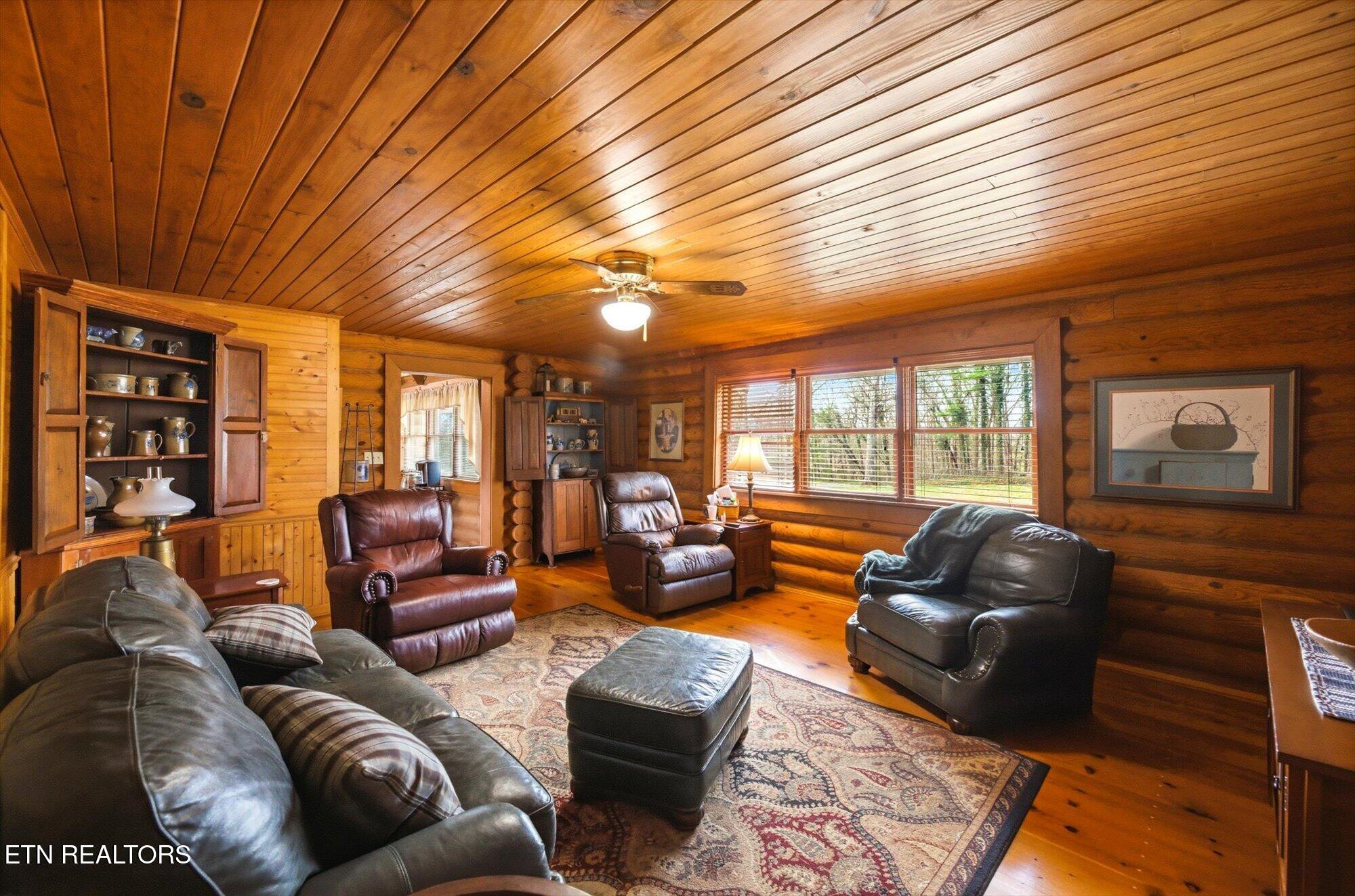 209 County Road 576 Englewood TN 37329