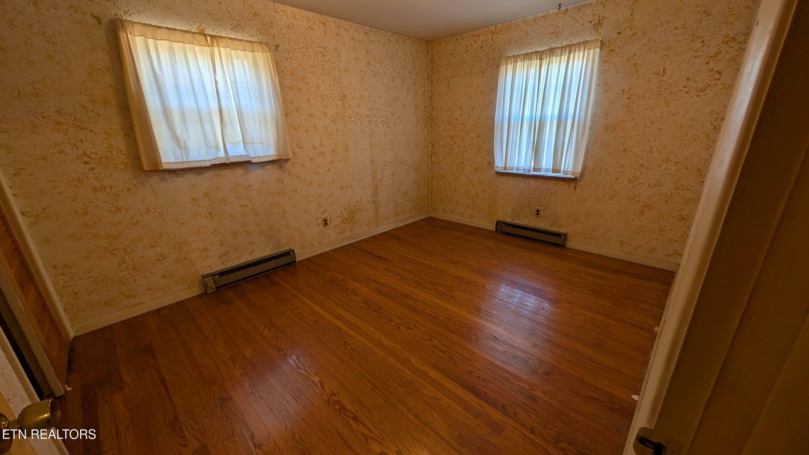 400 Maple Avenue Oliver Springs TN 37840