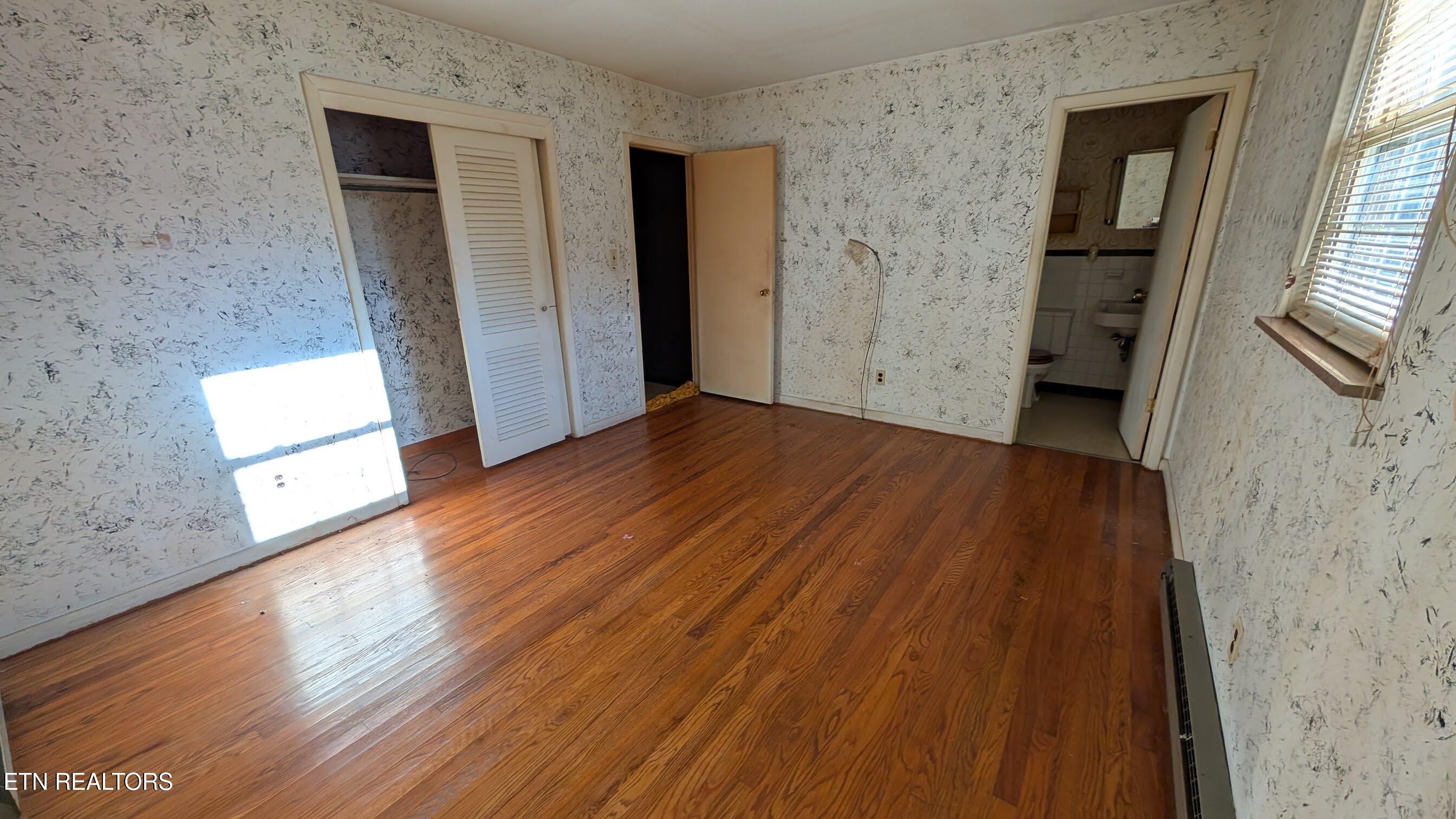 400 Maple Avenue Oliver Springs TN 37840