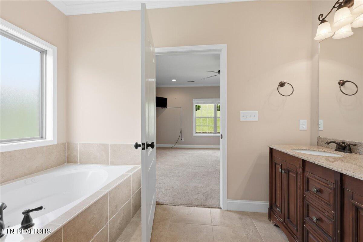 714 Kennesaw Lane Lenoir City TN 37771