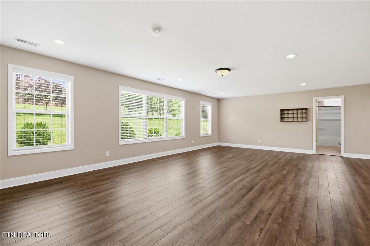 714 Kennesaw Lane Lenoir City TN 37771