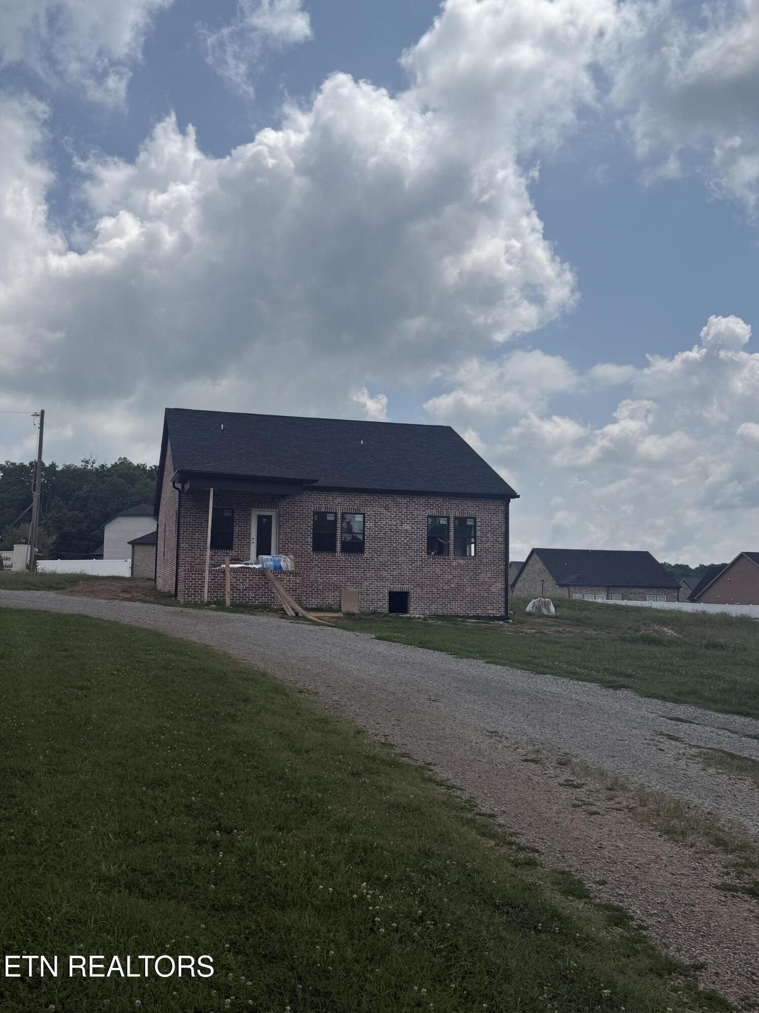 102 Van Gilder Way Seymour TN 37865