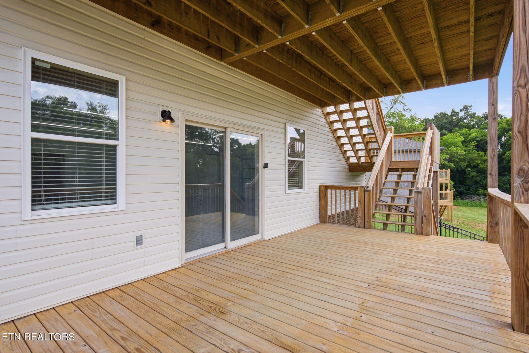 2046 Kings View Loop Seymour TN 37865