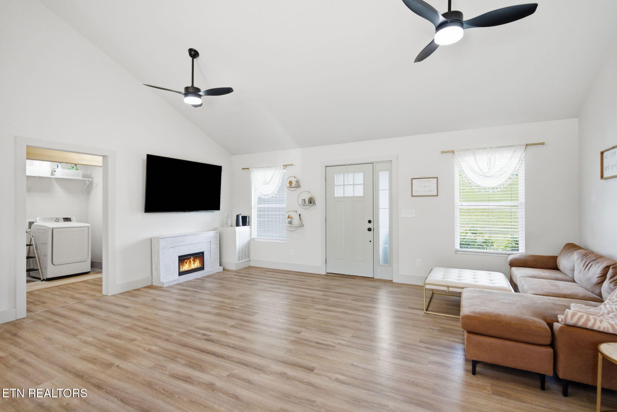 2046 Kings View Loop Seymour TN 37865