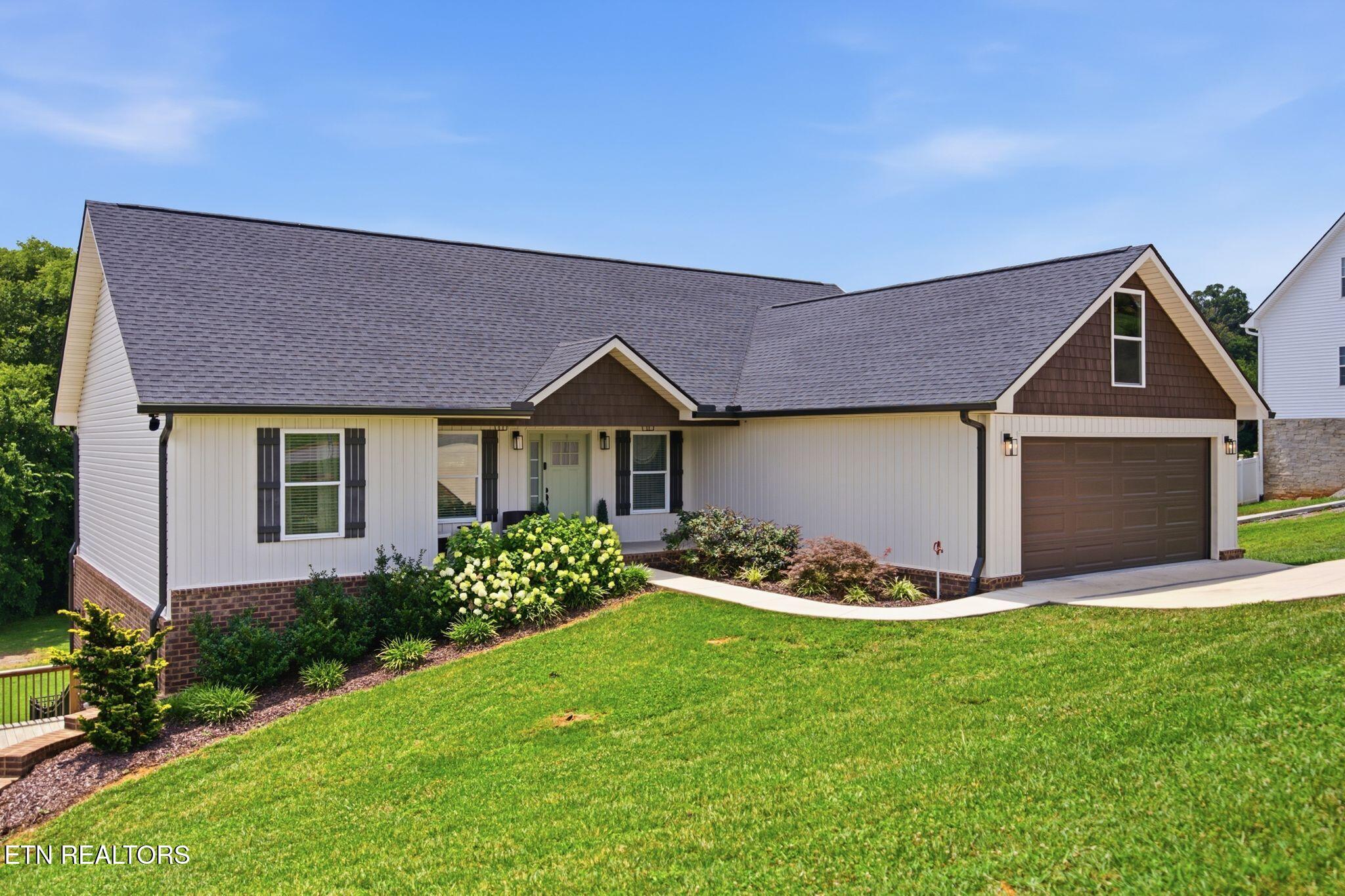 2046 Kings View Loop Seymour TN 37865