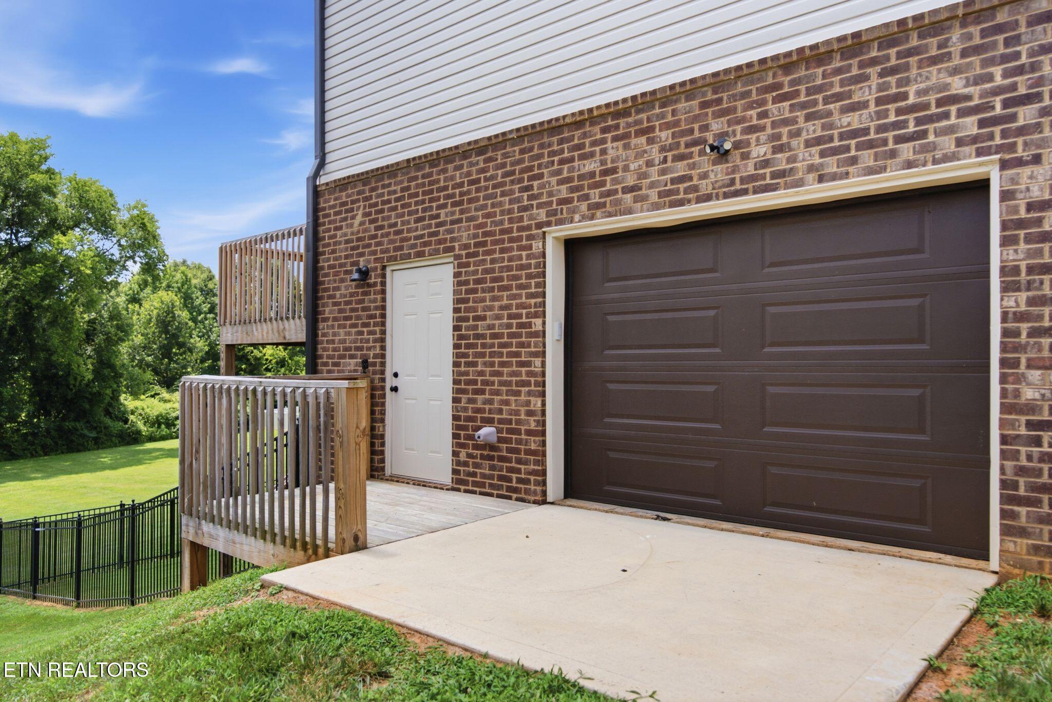2046 Kings View Loop Seymour TN 37865