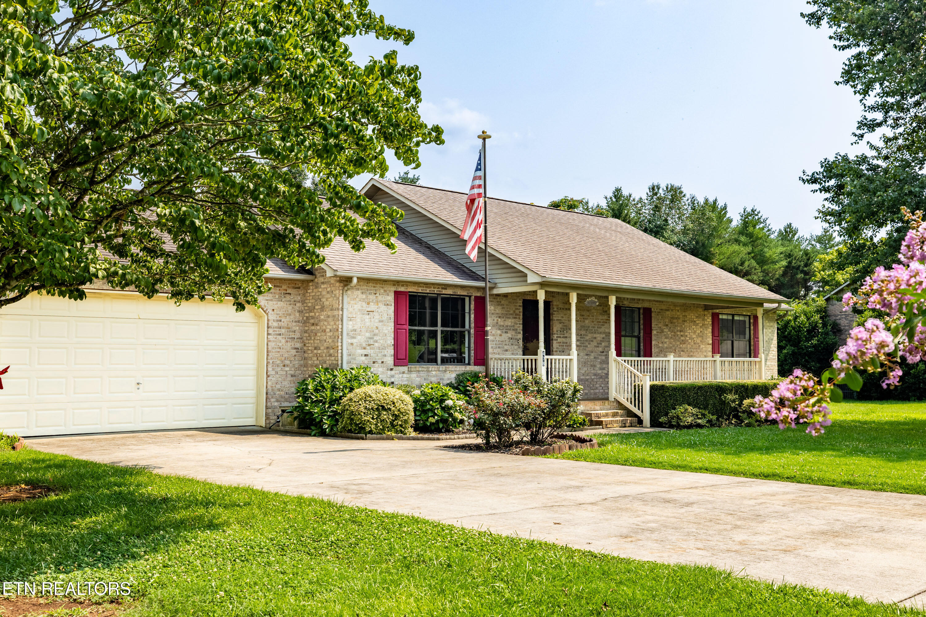 478 Wilaway Road Maryville TN 37801