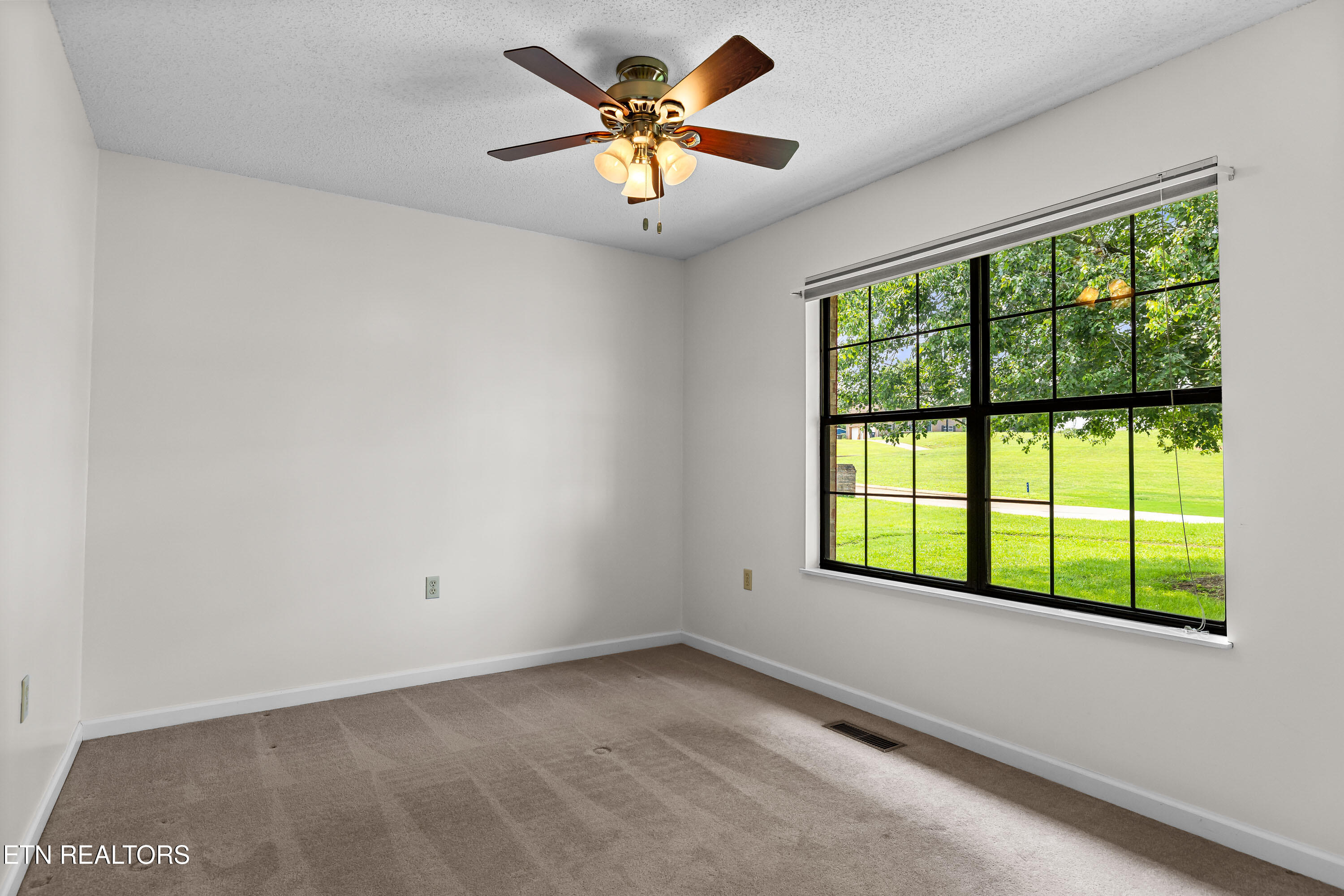 478 Wilaway Road Maryville TN 37801