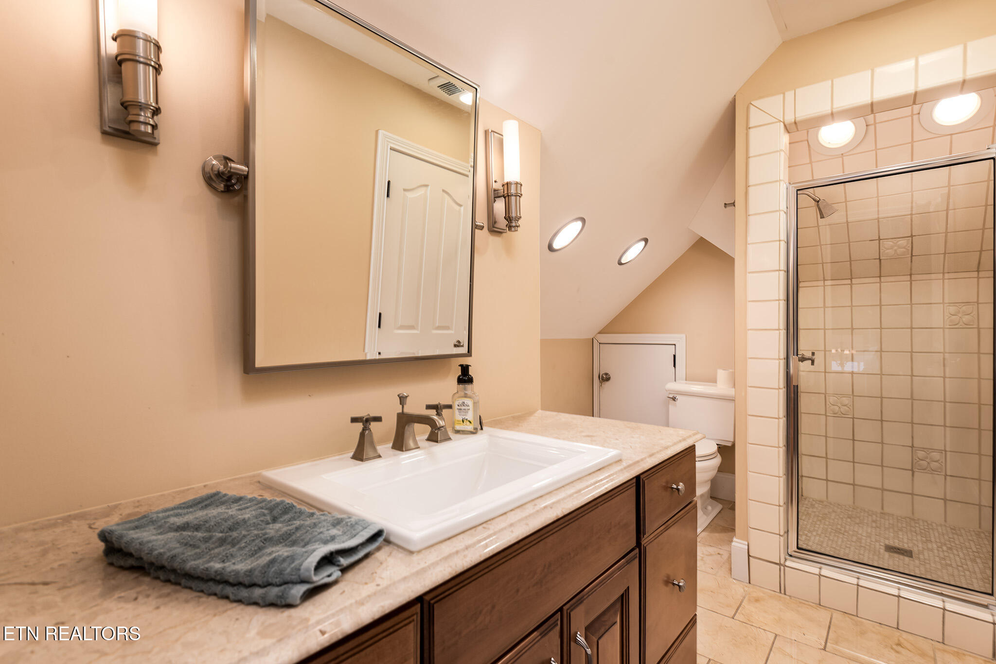 2128 River Sound Drive Knoxville TN 37922