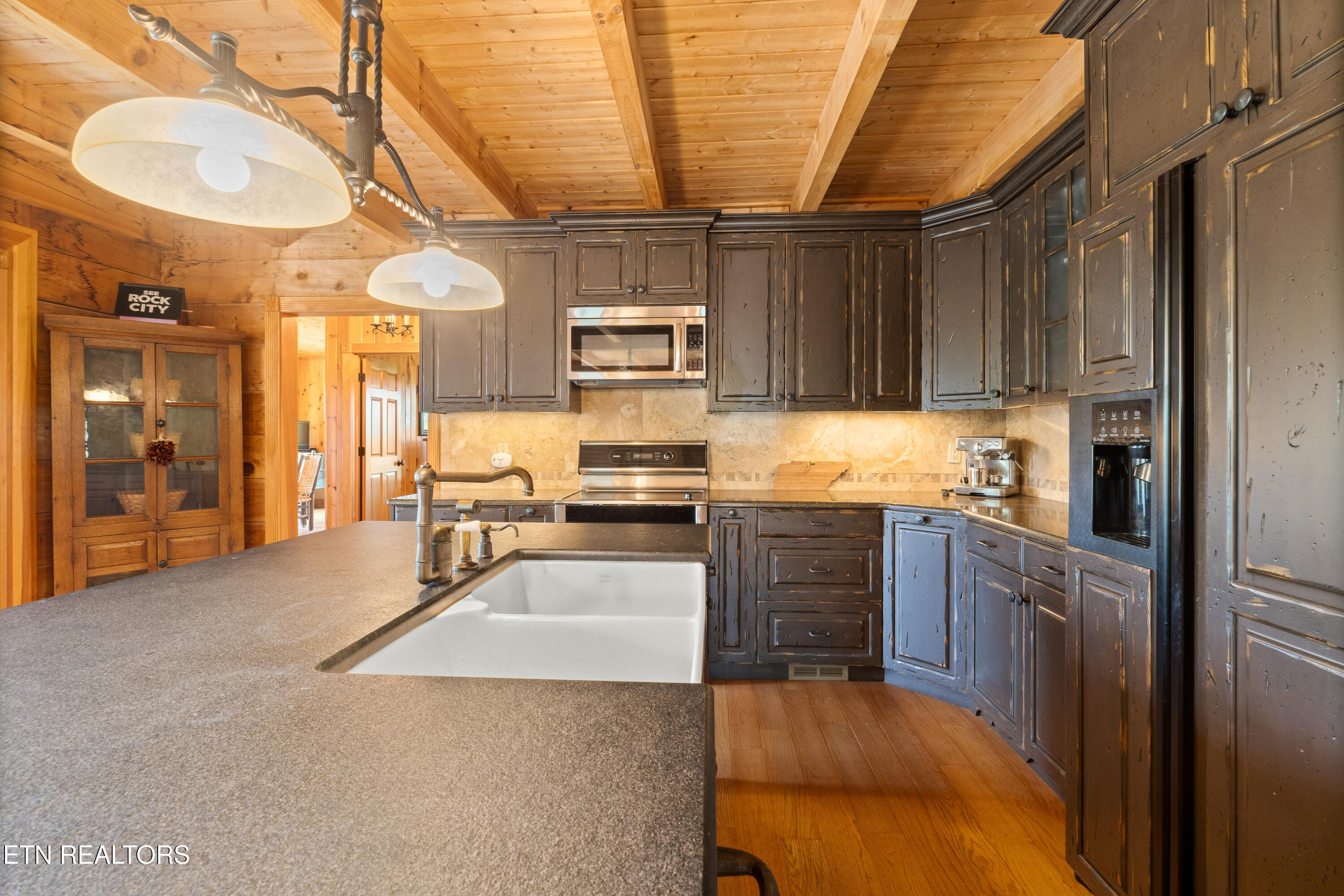 1265 Lookout Trail Townsend TN 37882