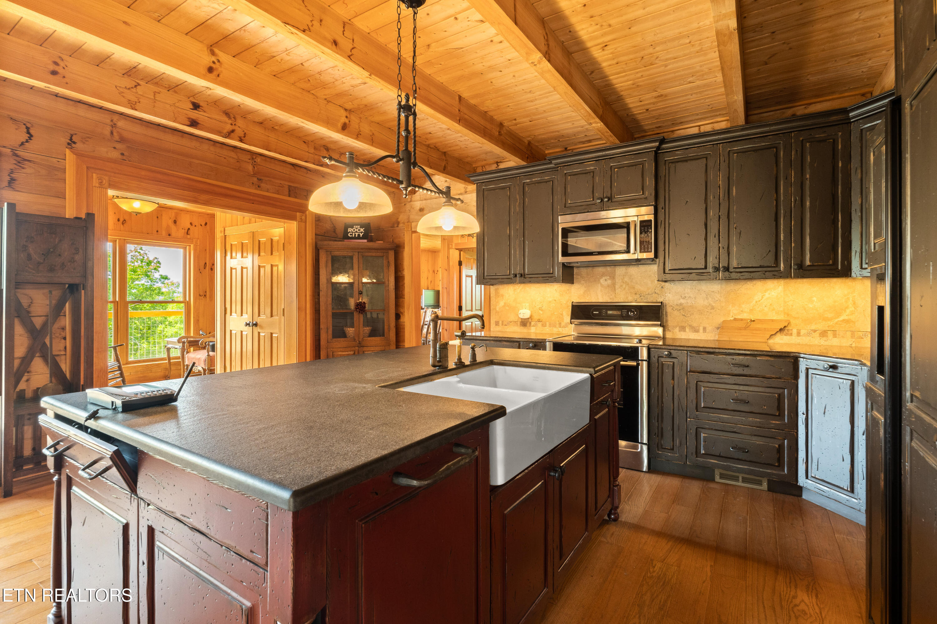 1265 Lookout Trail Townsend TN 37882