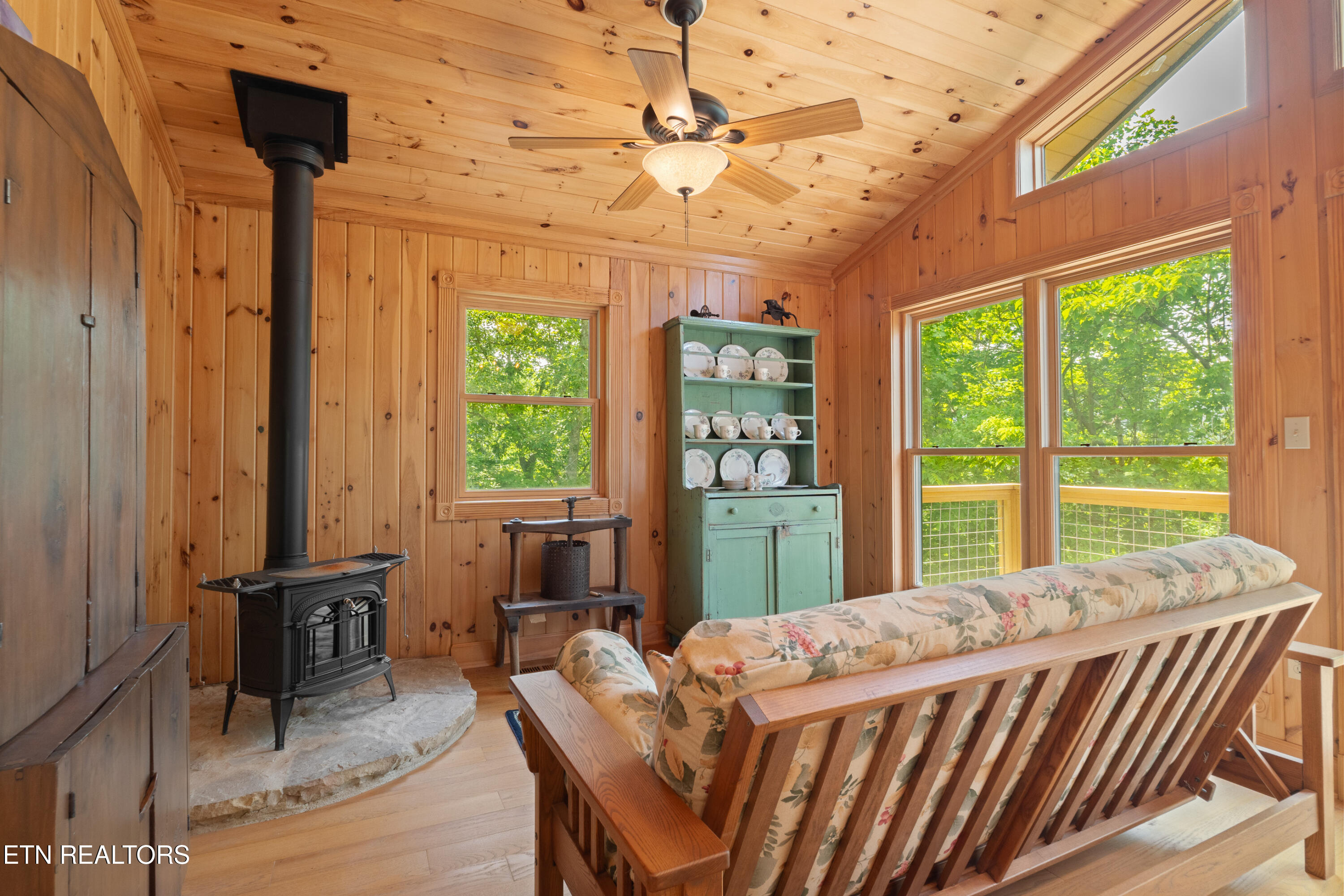 1265 Lookout Trail Townsend TN 37882