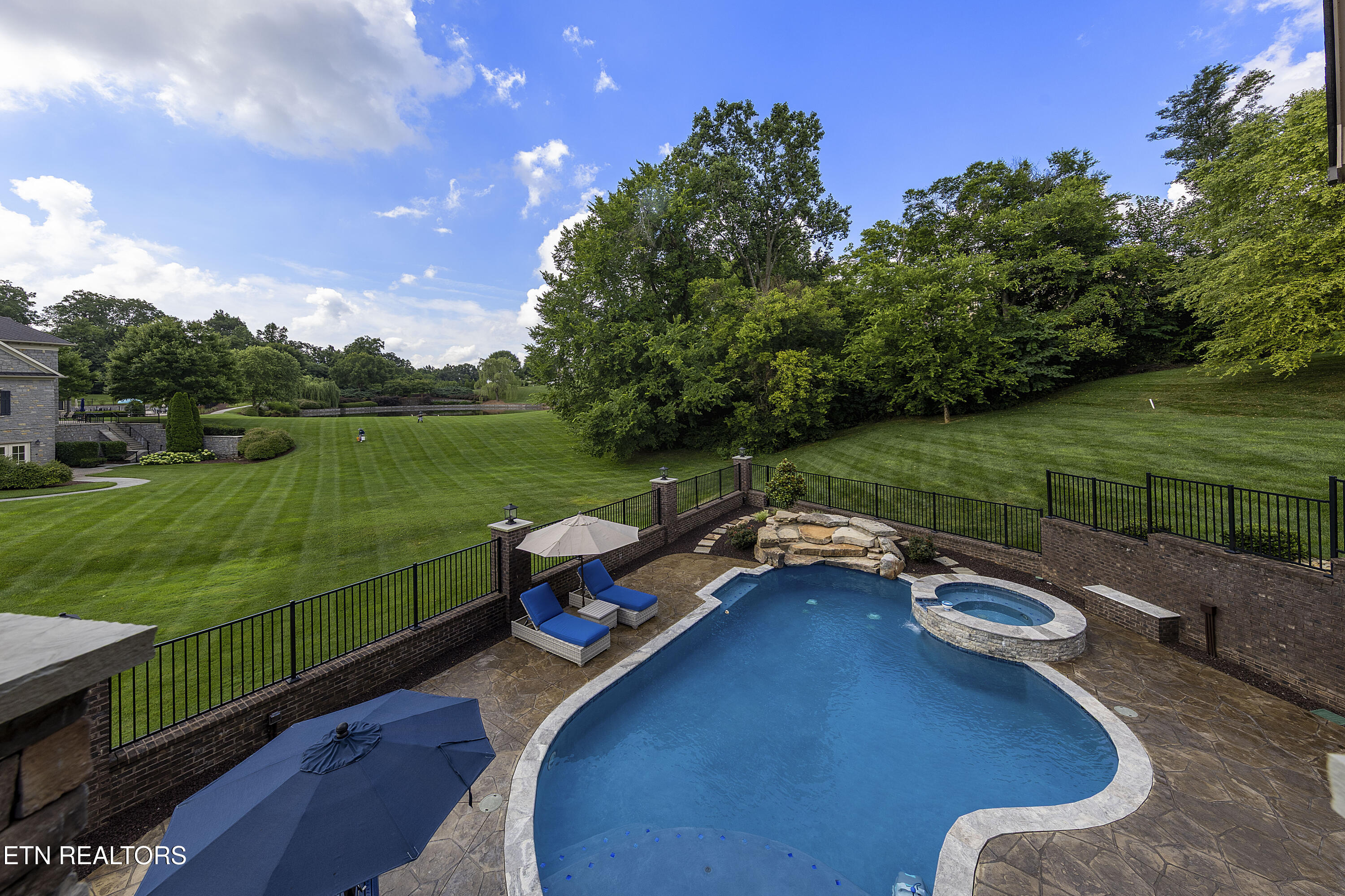 12706 Highwick Circle Knoxville TN 37934