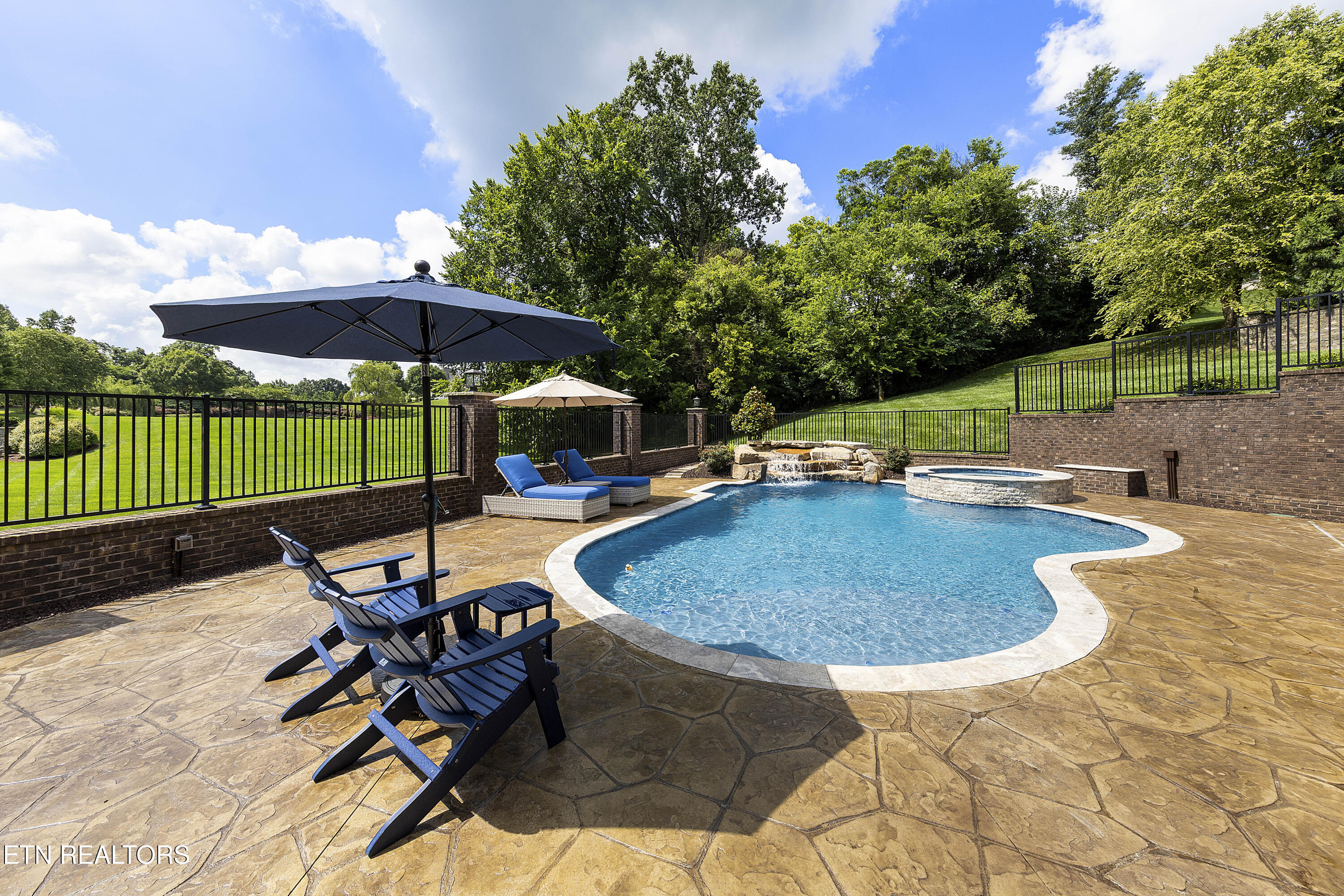 12706 Highwick Circle Knoxville TN 37934