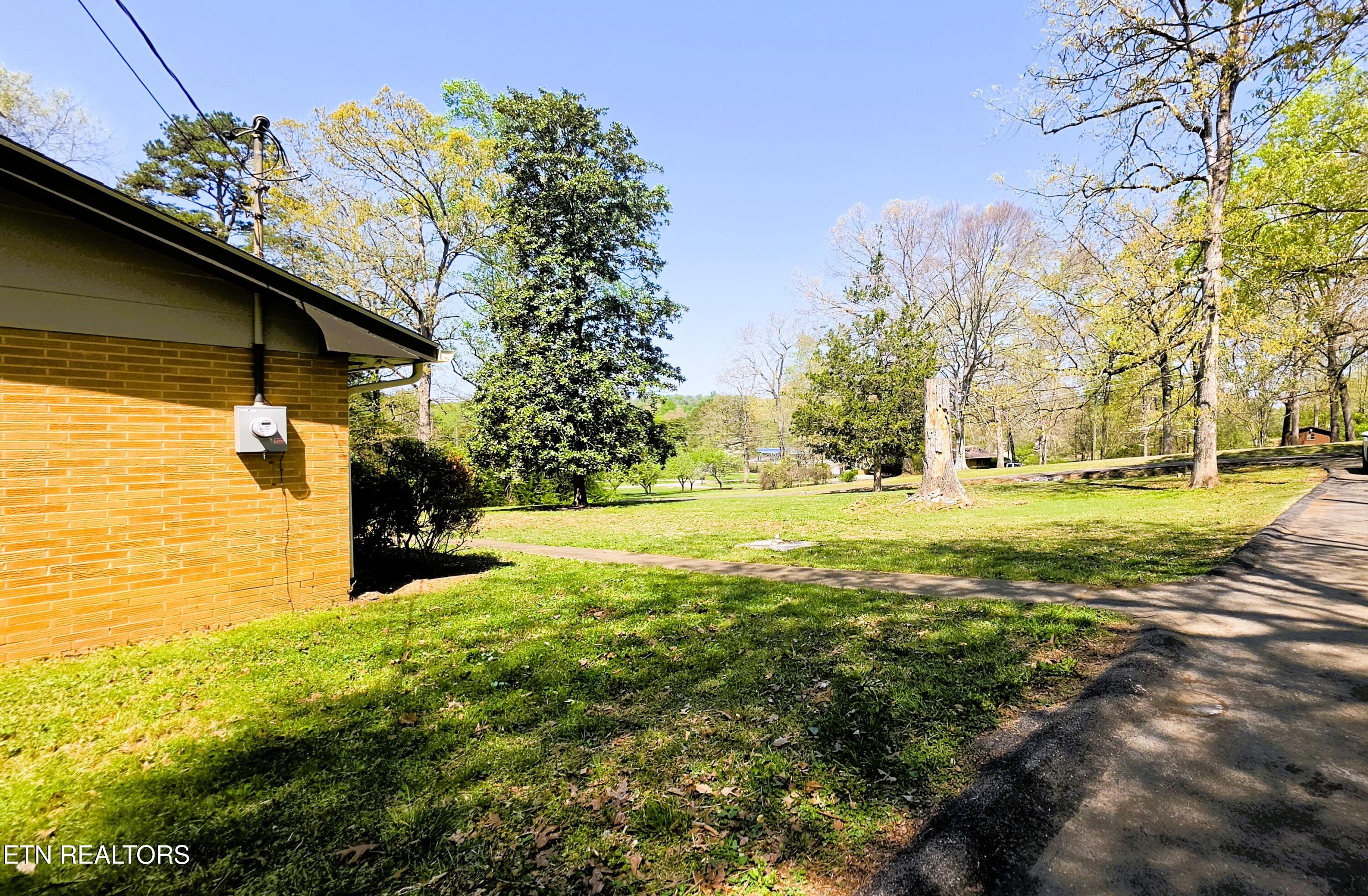 108 County Road 585 Englewood TN 37329