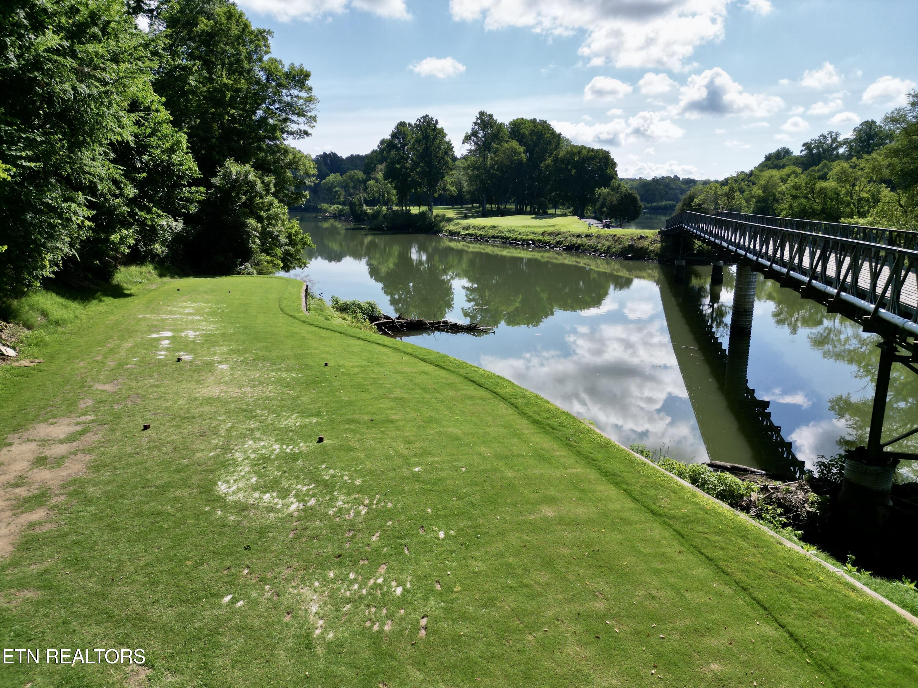 2158 Tributary Drive Sevierville TN 37876