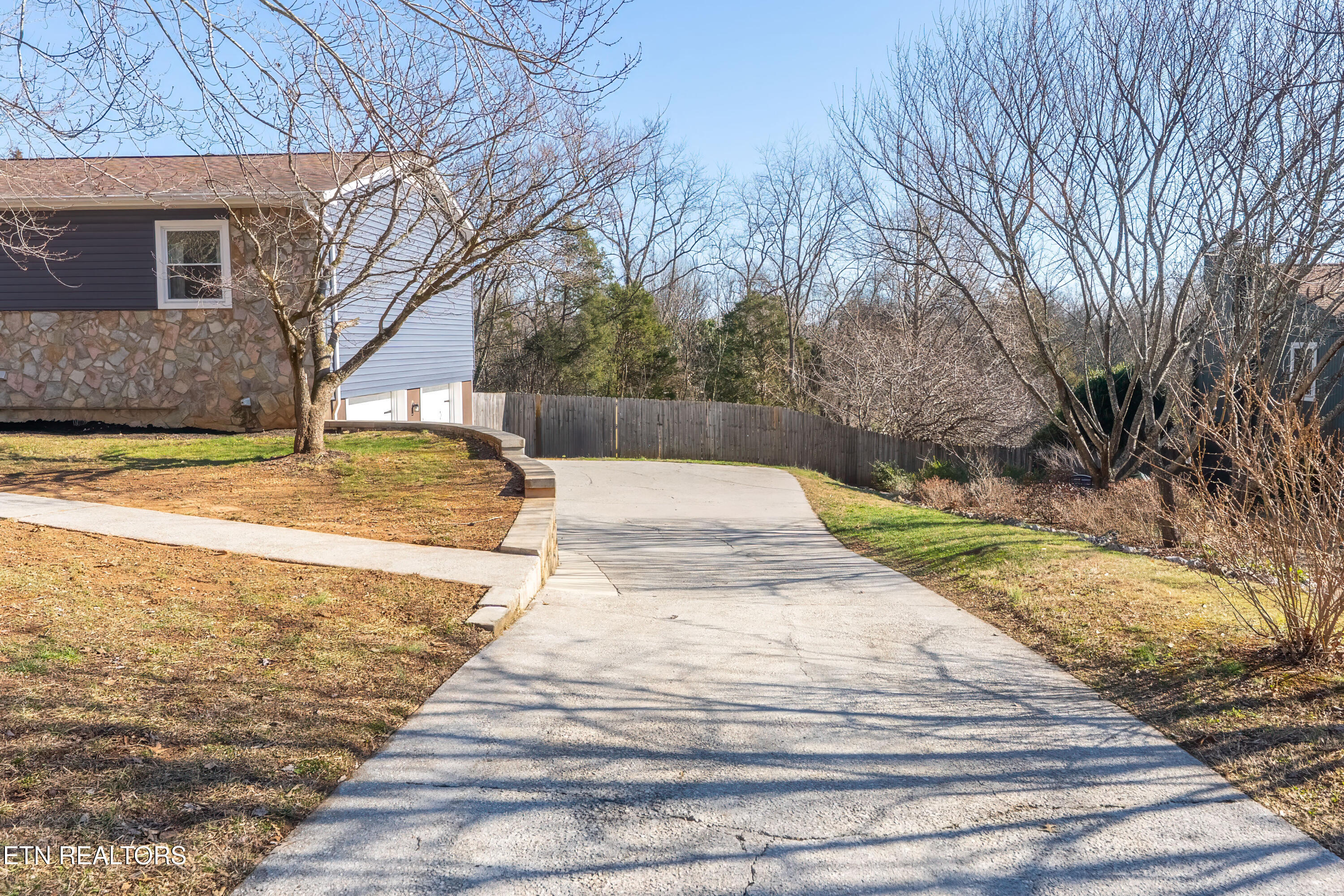 1716 Winding Ridge Trail Knoxville TN 37922