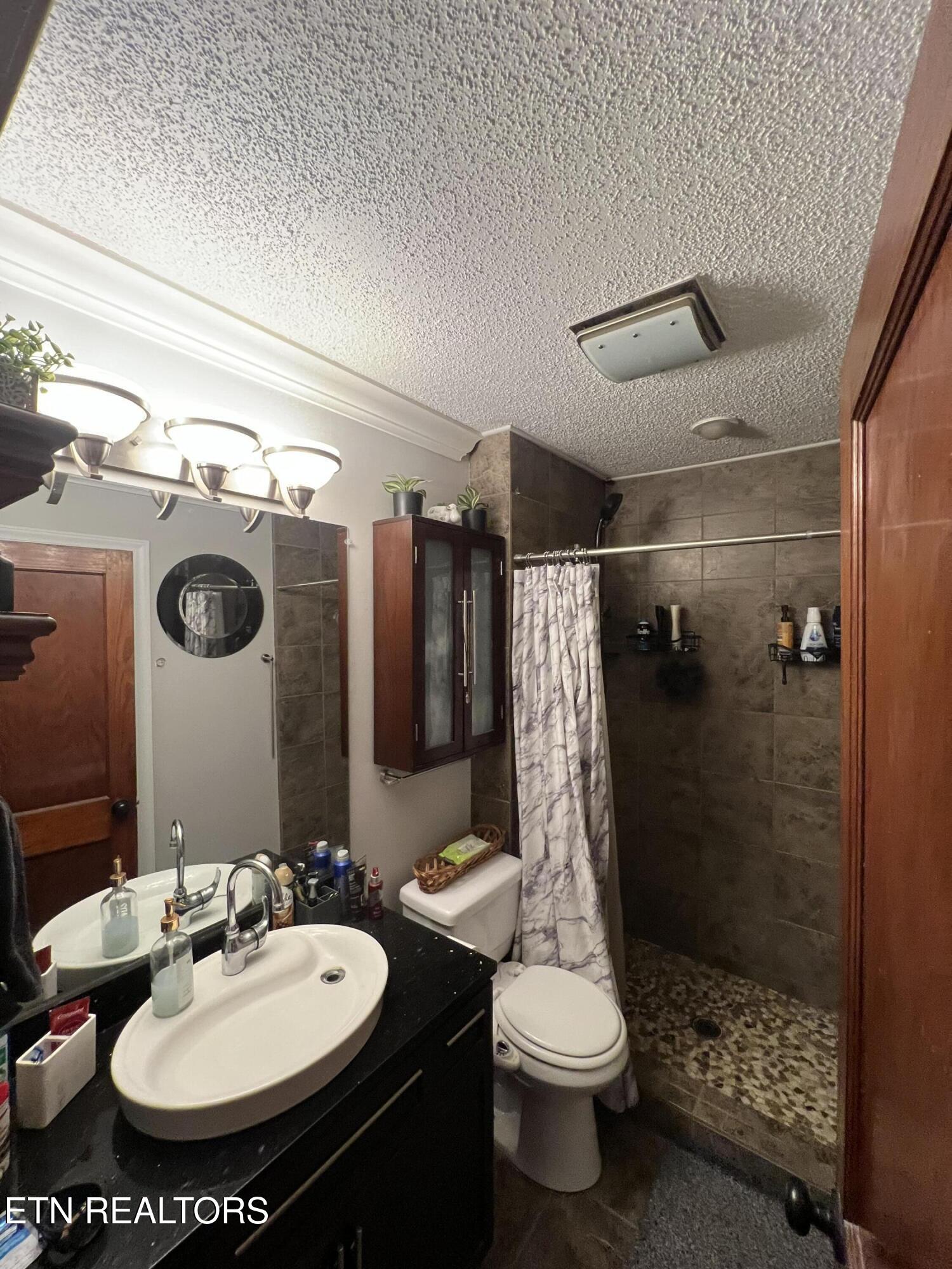 2720 Buffat Mill Road Knoxville TN 37917