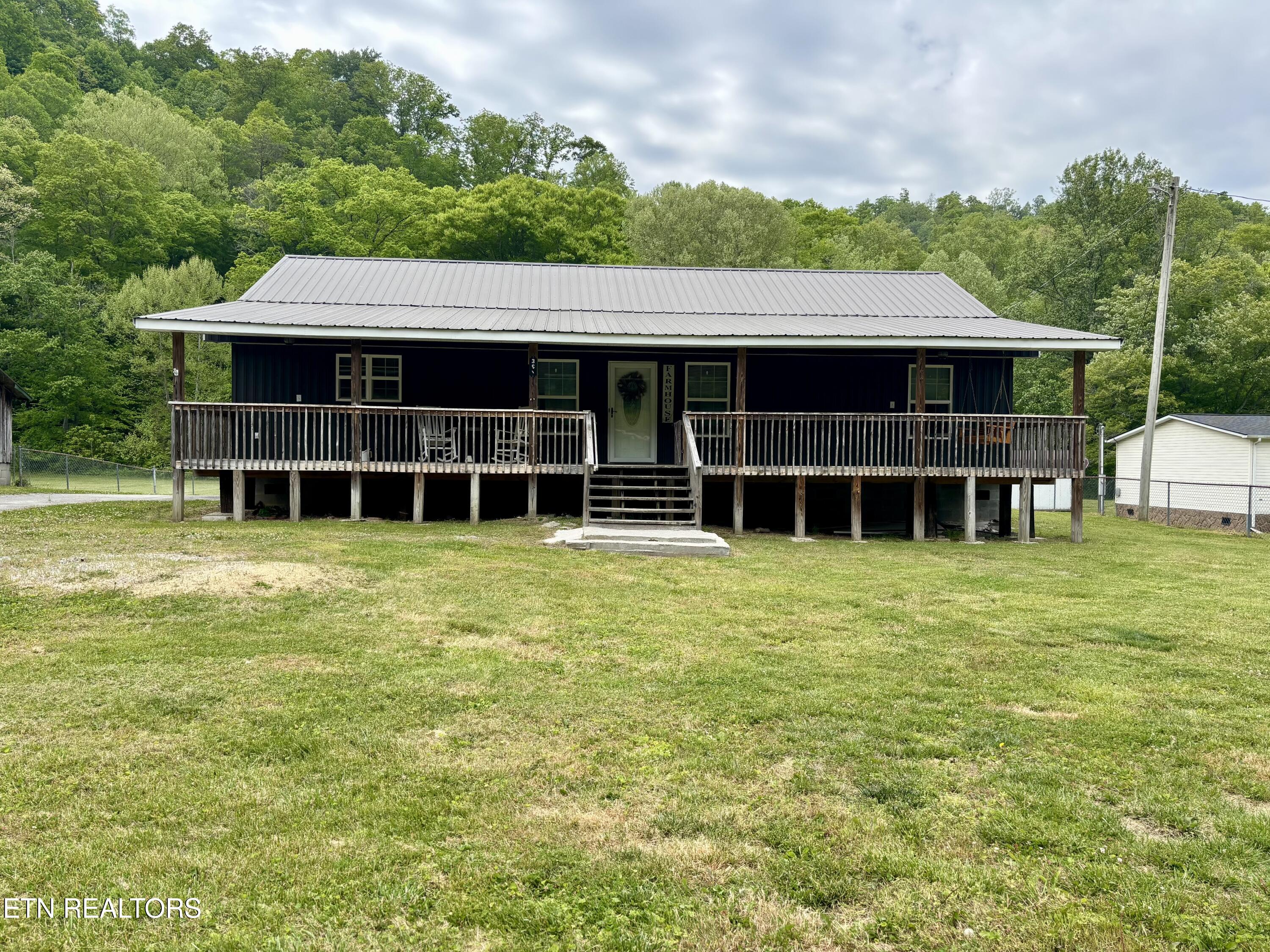 361 Cotula Road Duff TN 37729