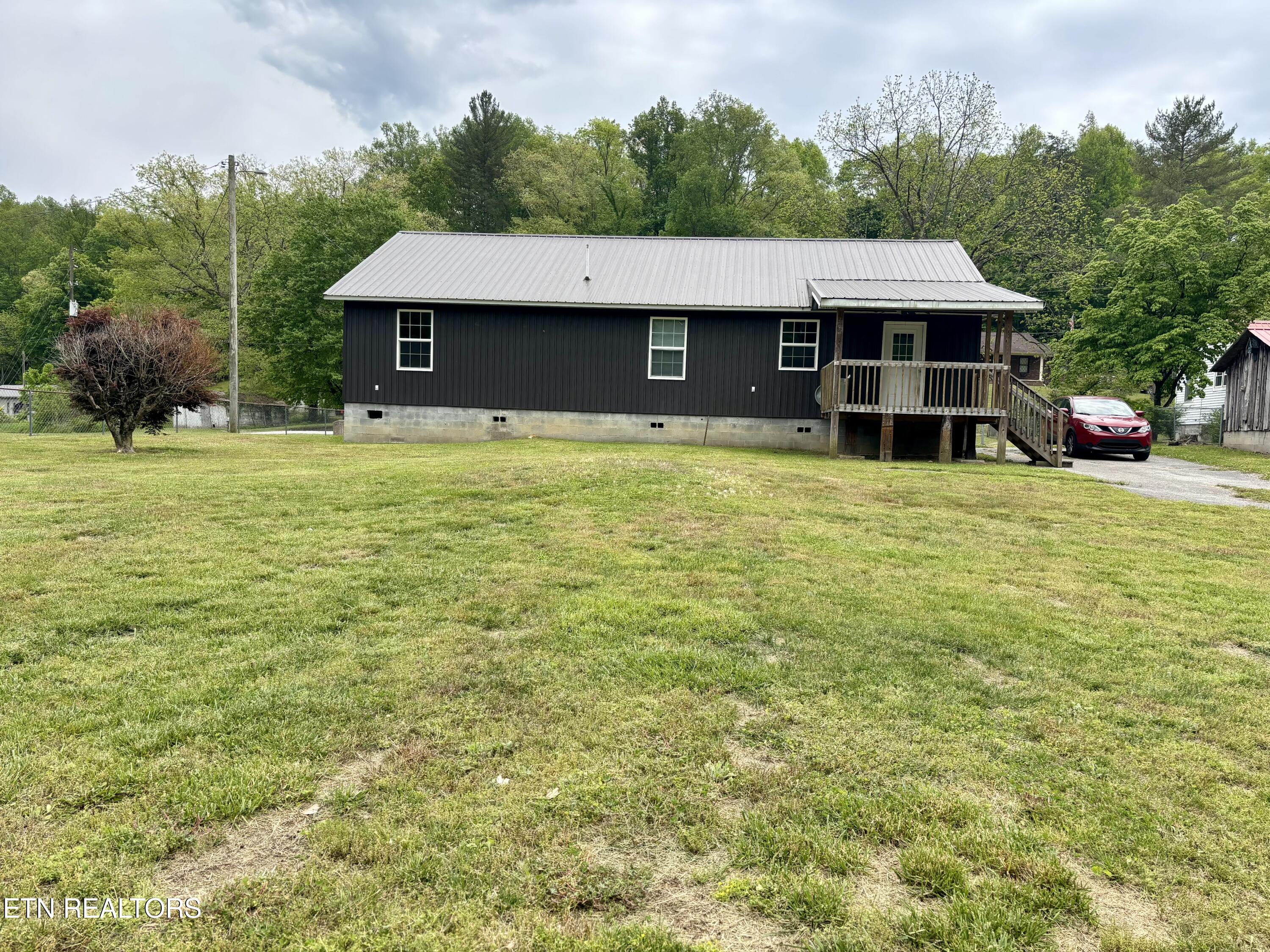361 Cotula Road Duff TN 37729