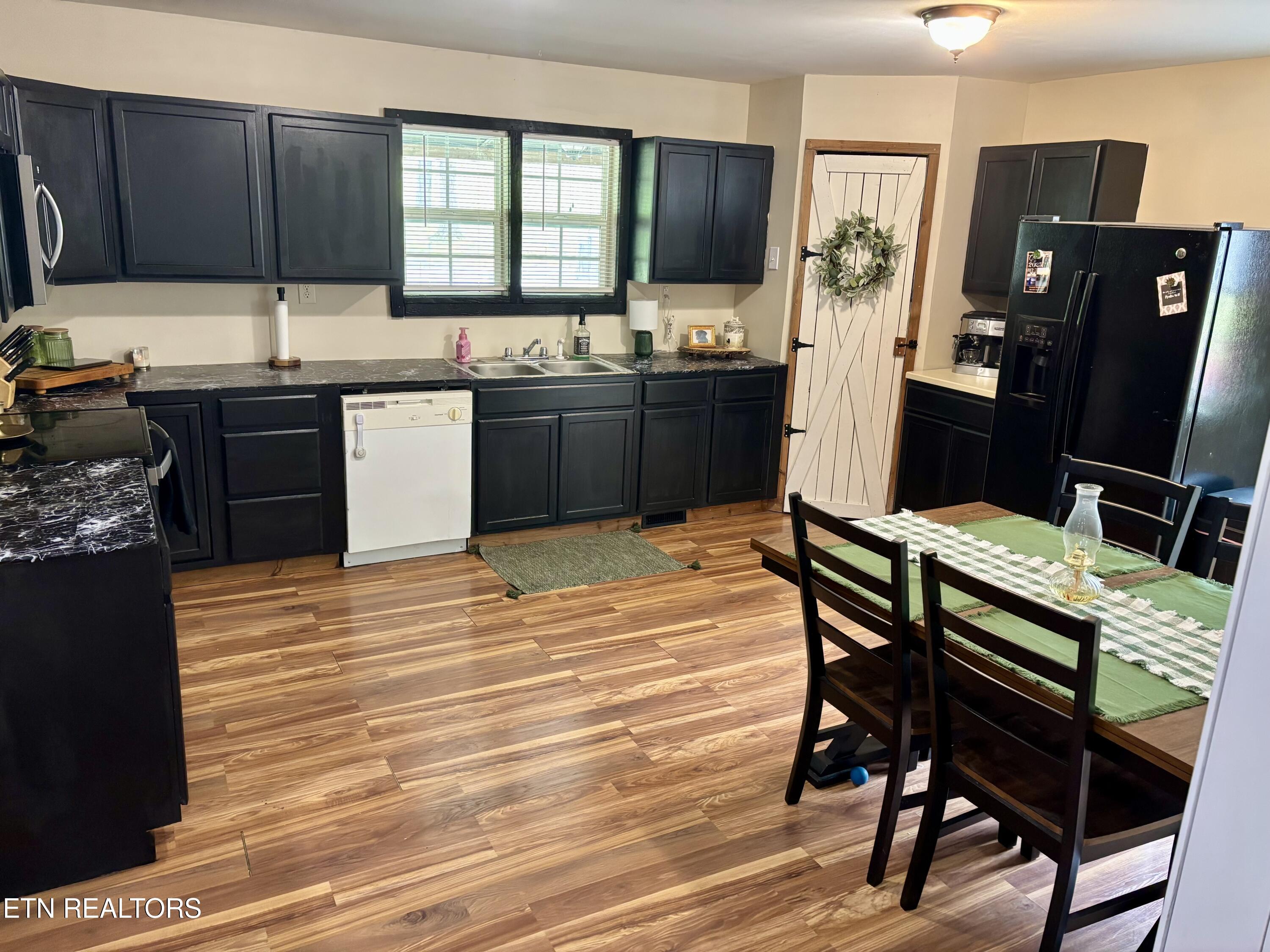 361 Cotula Road Duff TN 37729