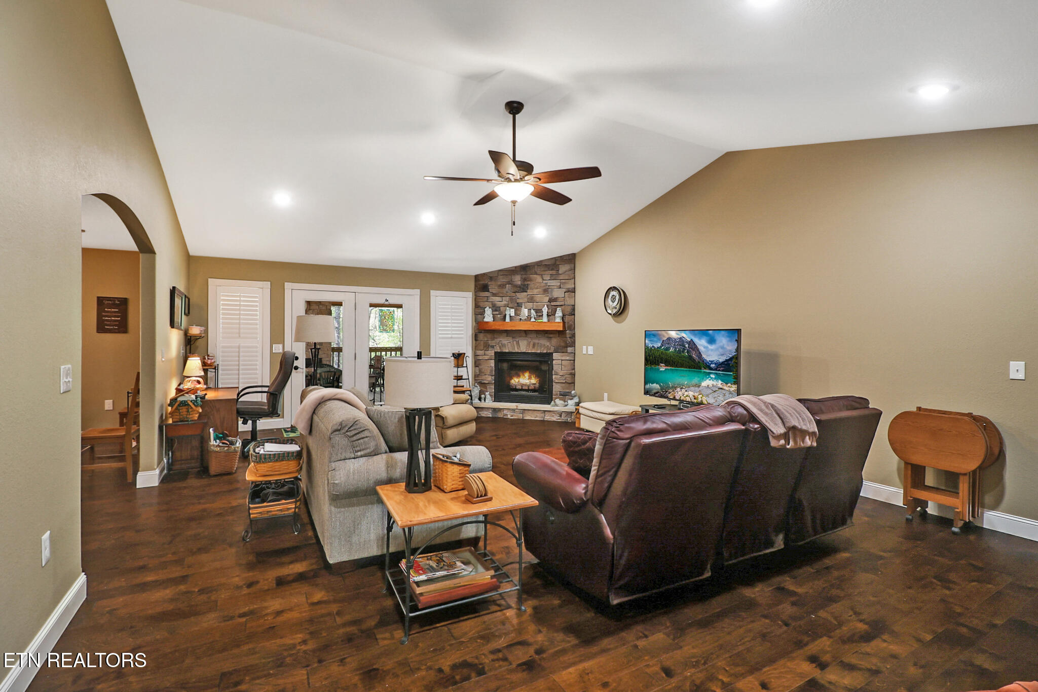 43 Renwick Drive Crossville TN 38558