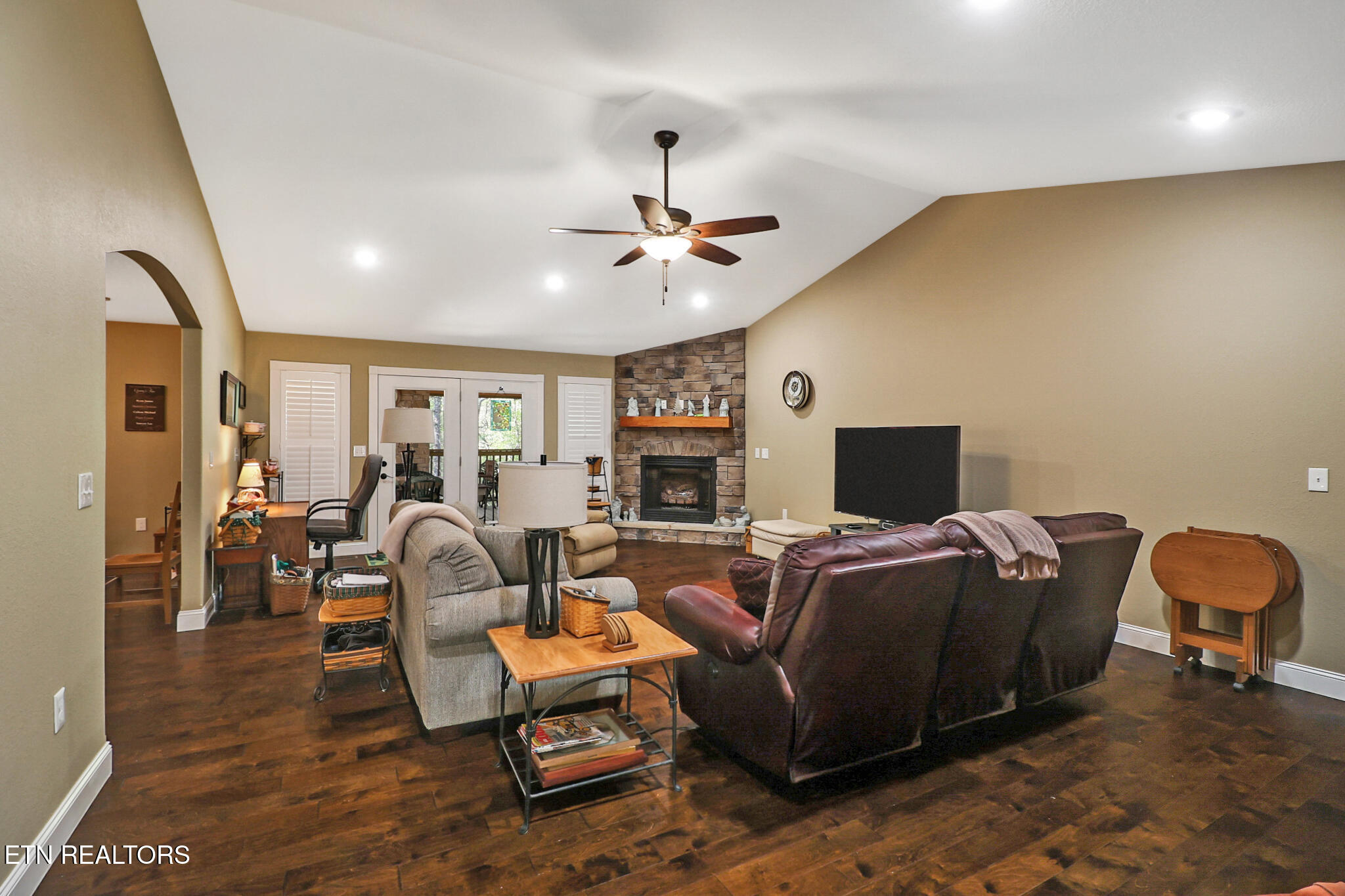 43 Renwick Drive Crossville TN 38558