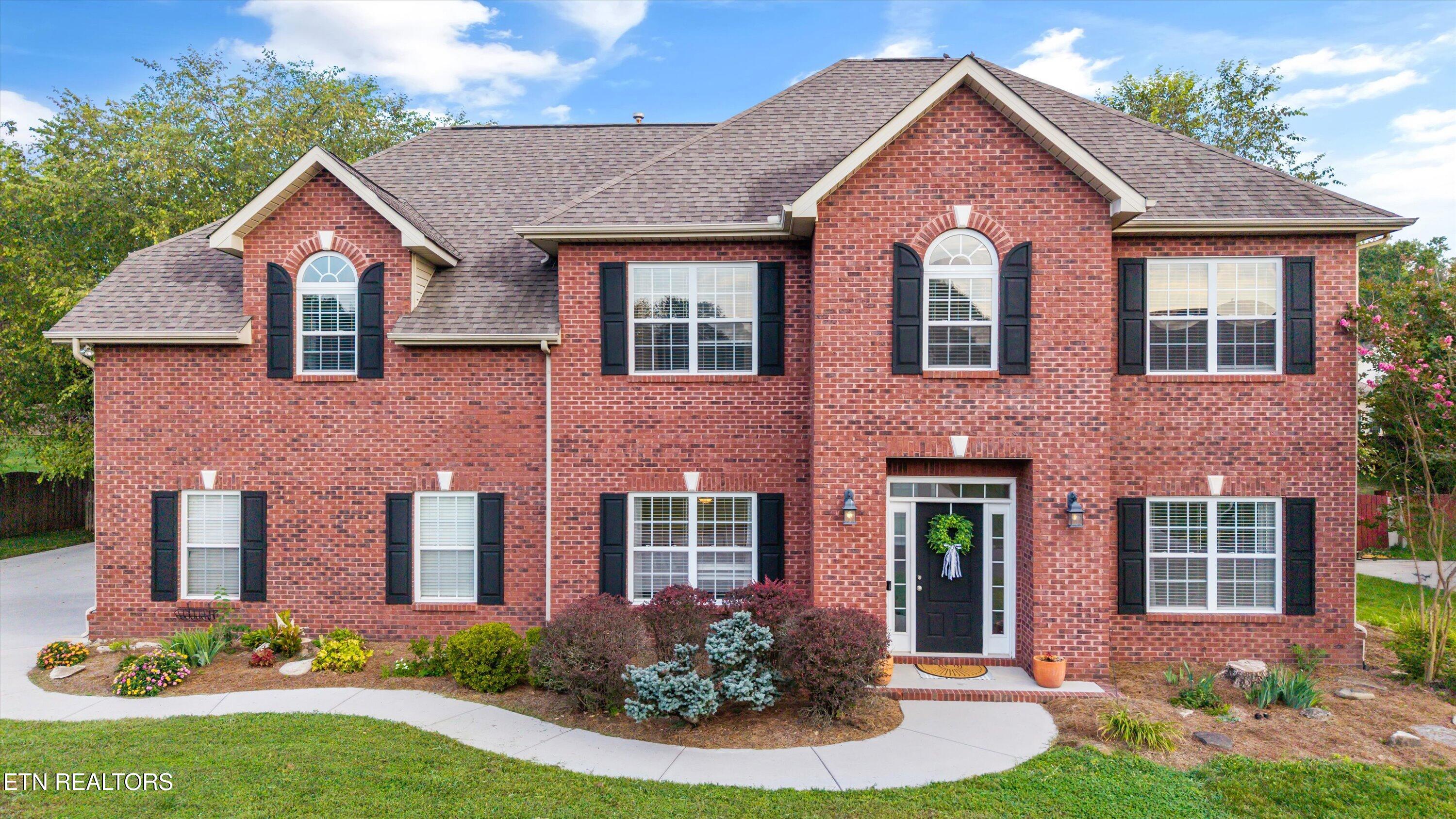 1376 Silver Leaf Drive Lenoir City TN 37772