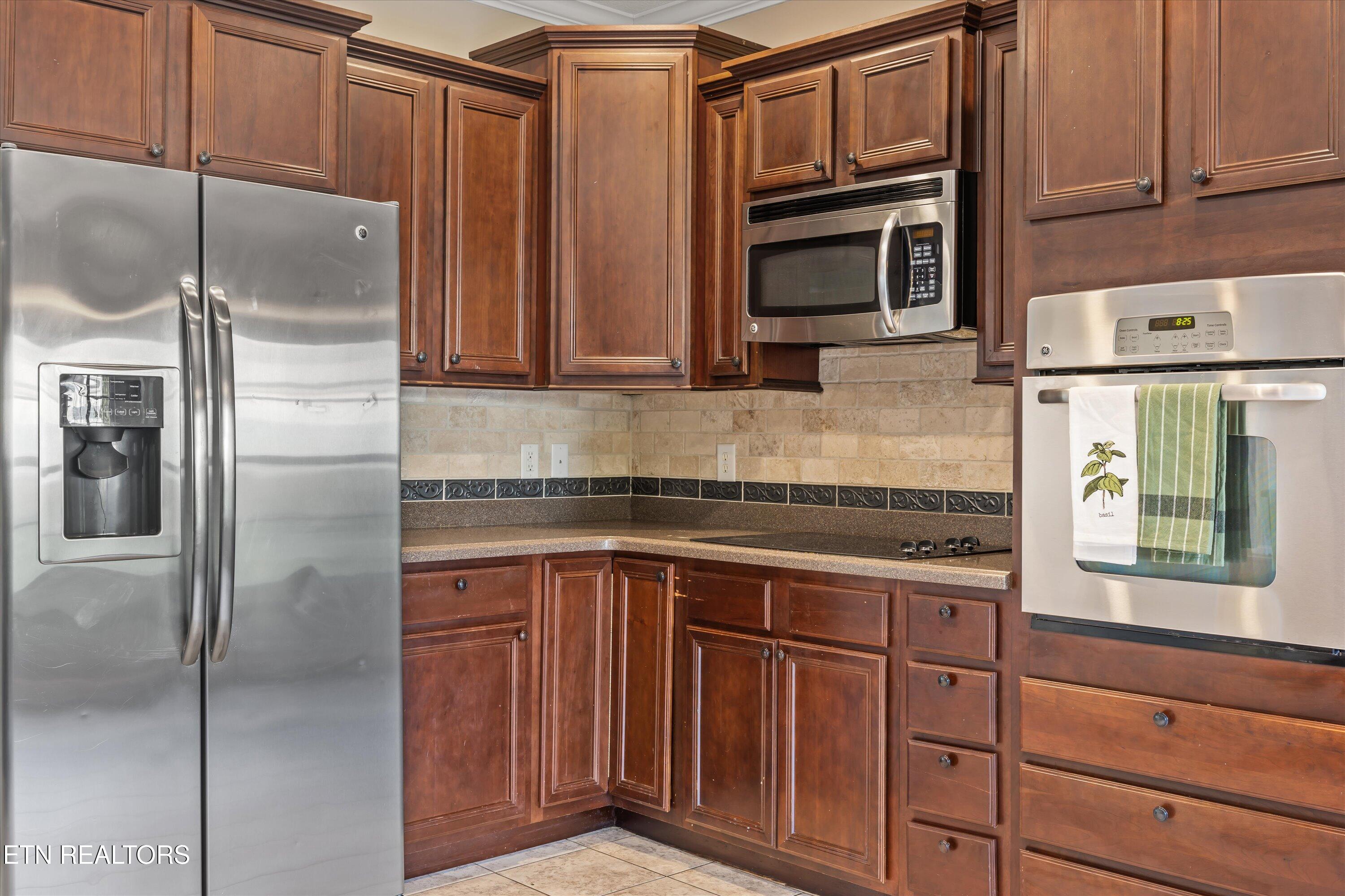1376 Silver Leaf Drive Lenoir City TN 37772