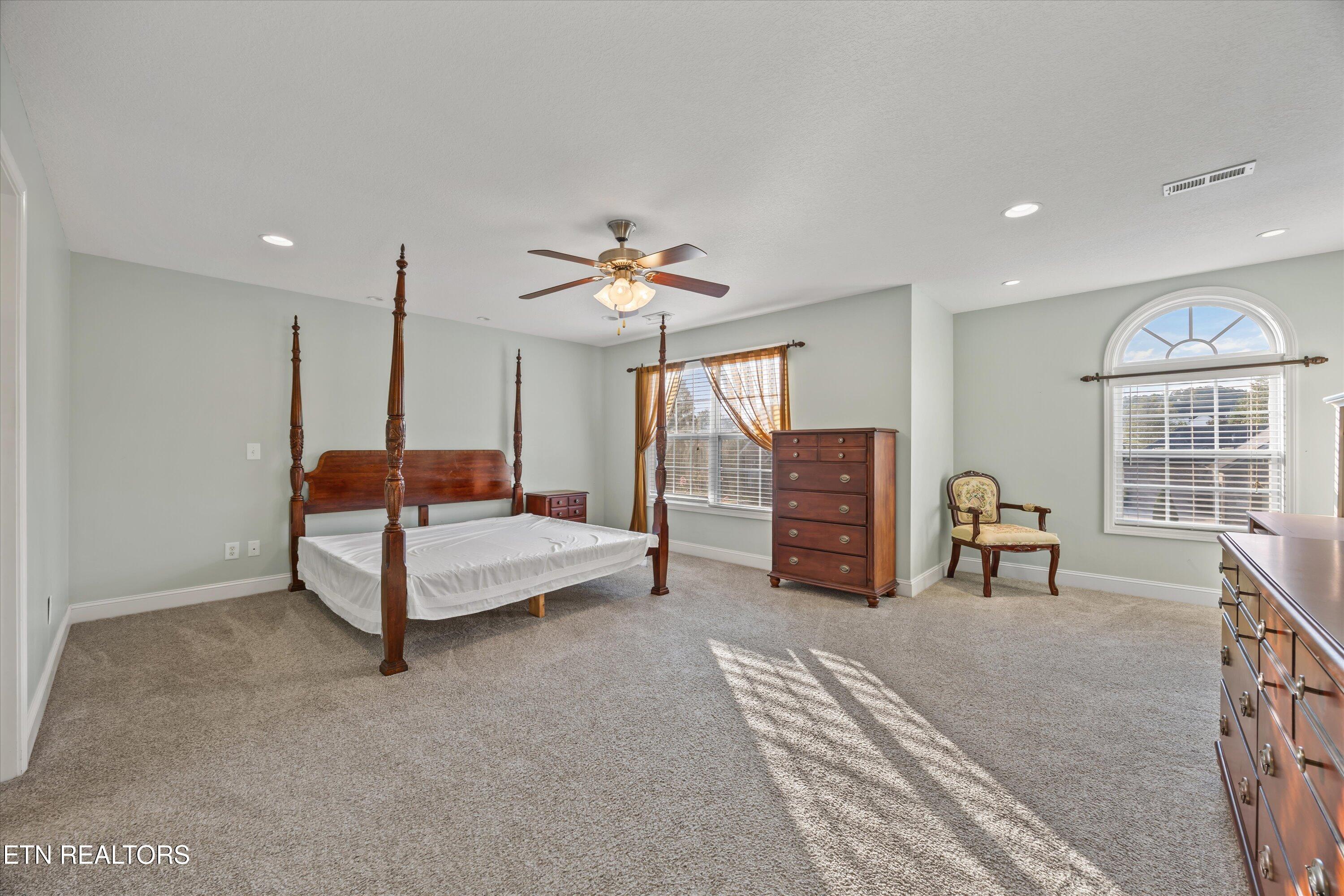 1376 Silver Leaf Drive Lenoir City TN 37772