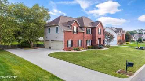 1376 Silver Leaf Drive Lenoir City TN 37772