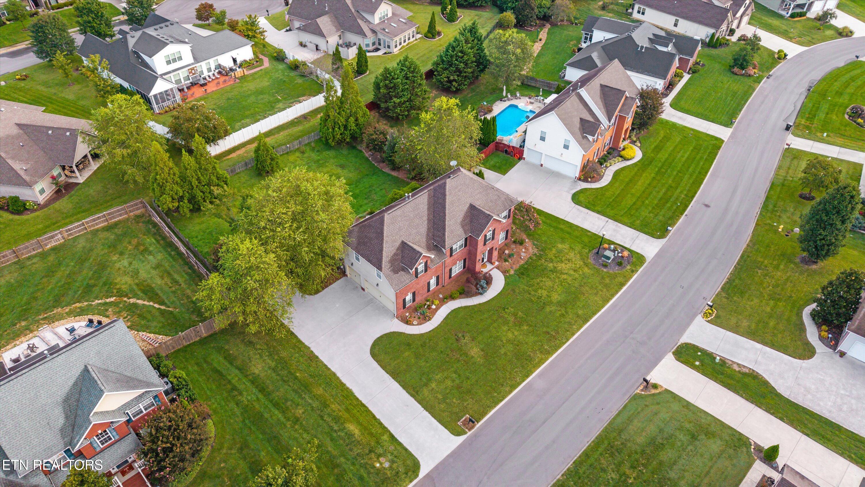 1376 Silver Leaf Drive Lenoir City TN 37772