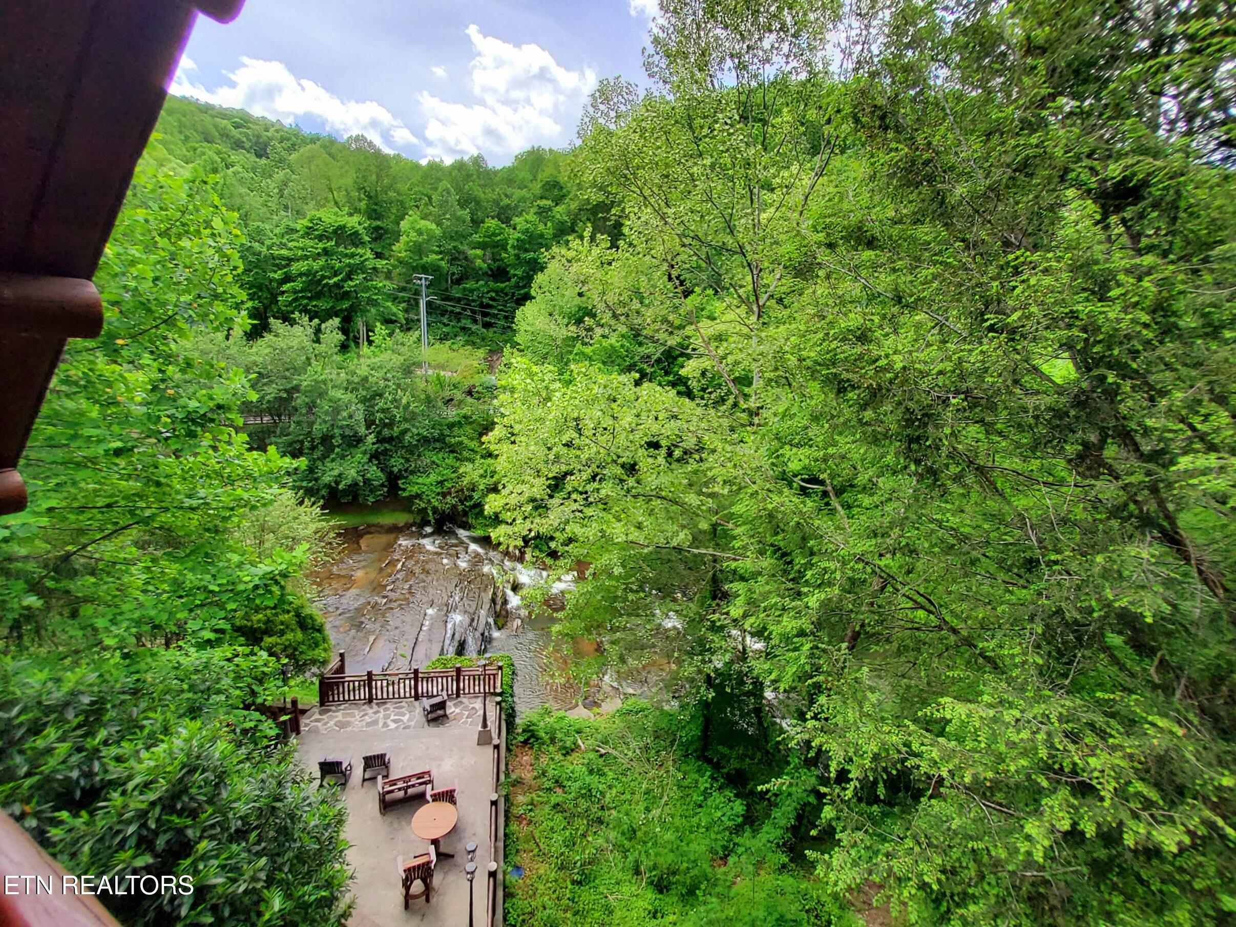 3125 Smoky Ridge Way Sevierville TN 37862