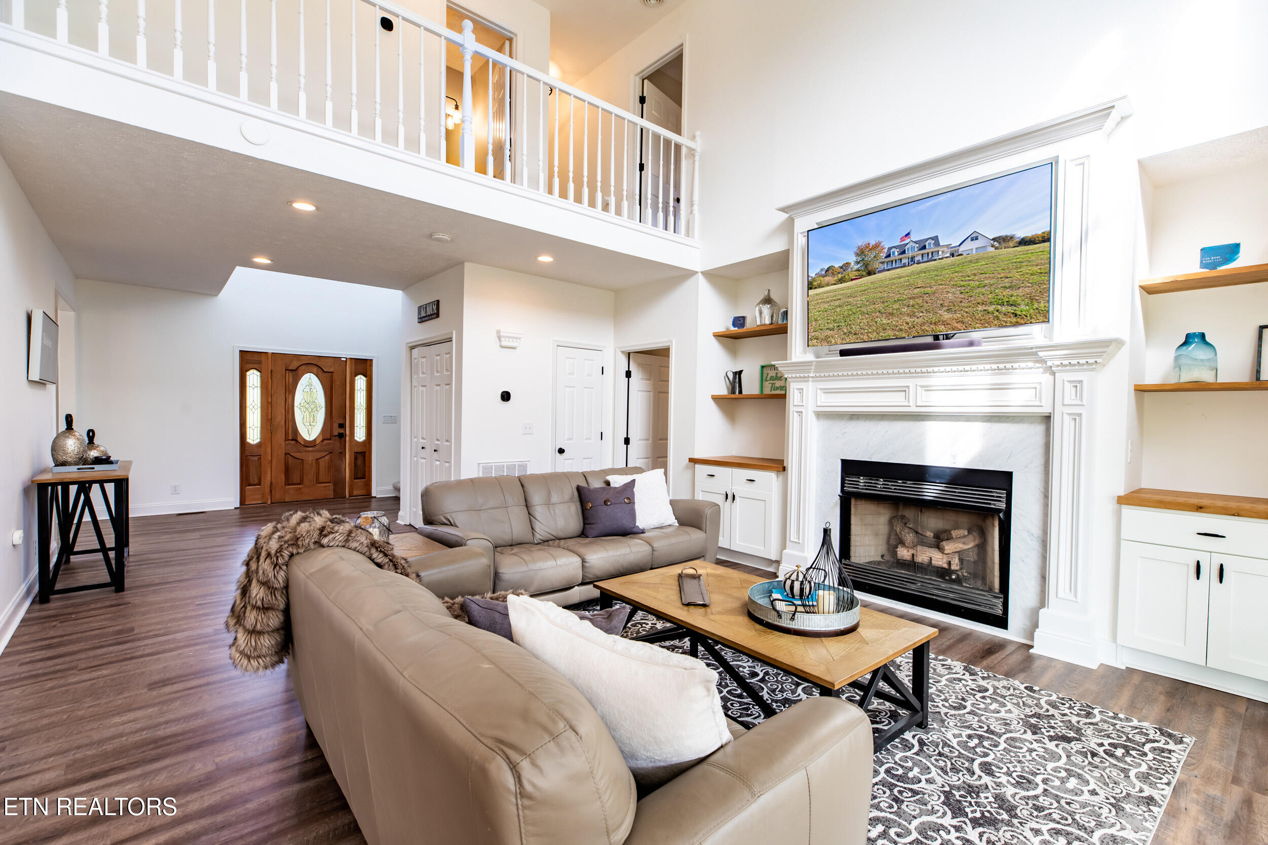 277 Deerfield Way Lafollette TN 37766