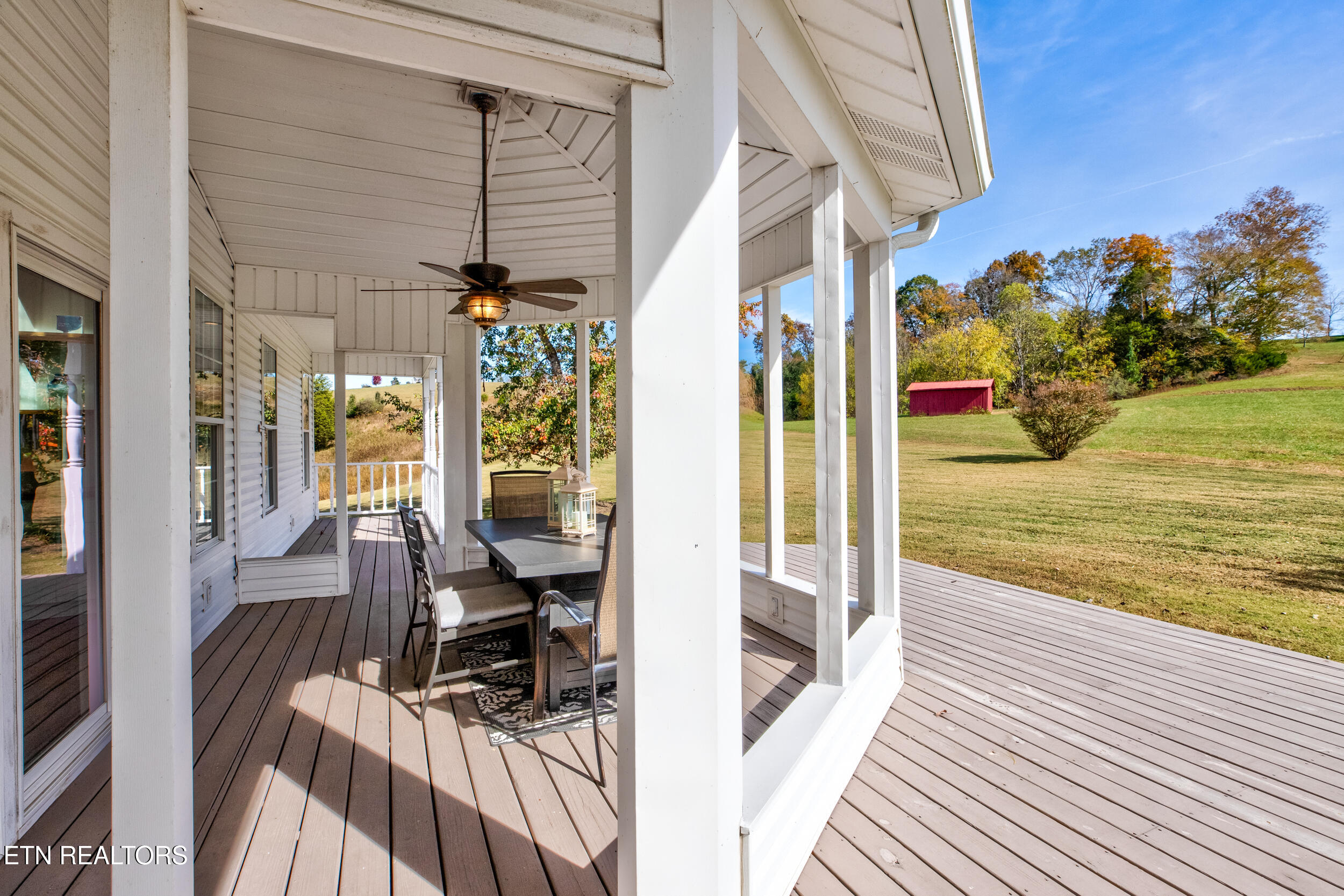 277 Deerfield Way Lafollette TN 37766