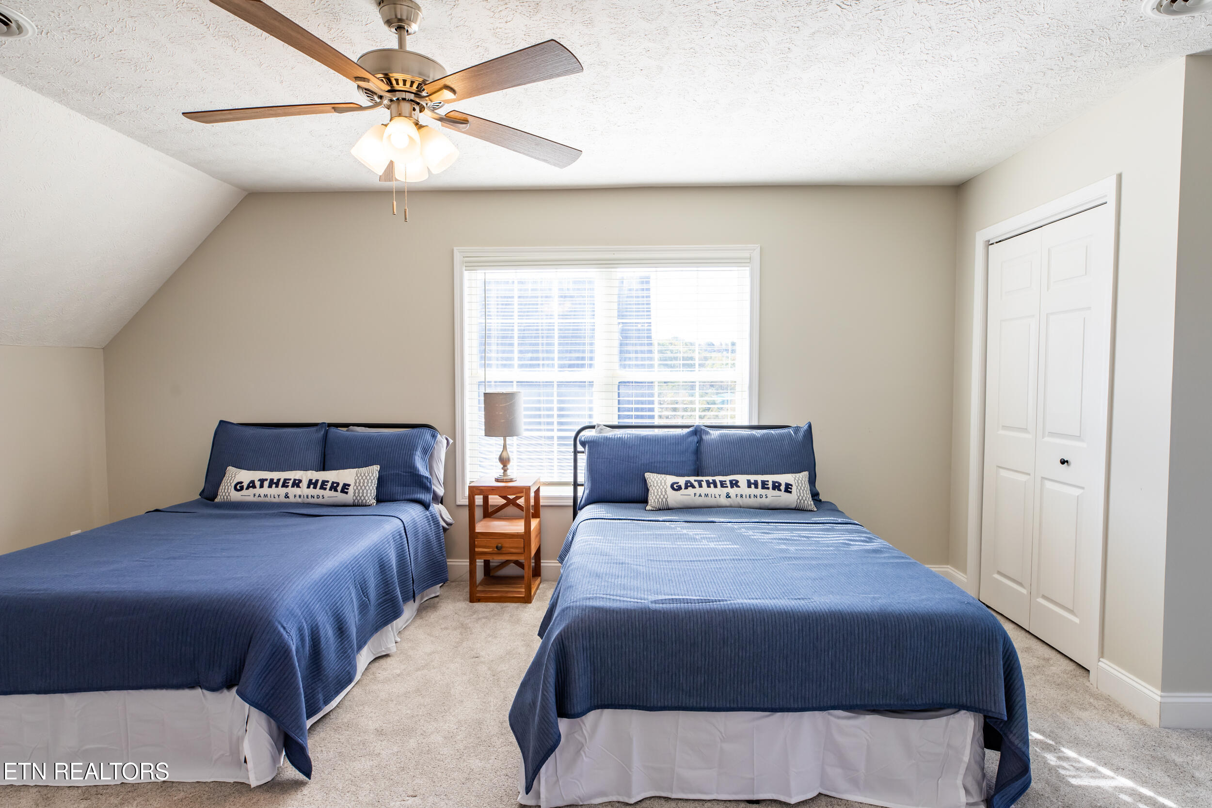 277 Deerfield Way Lafollette TN 37766