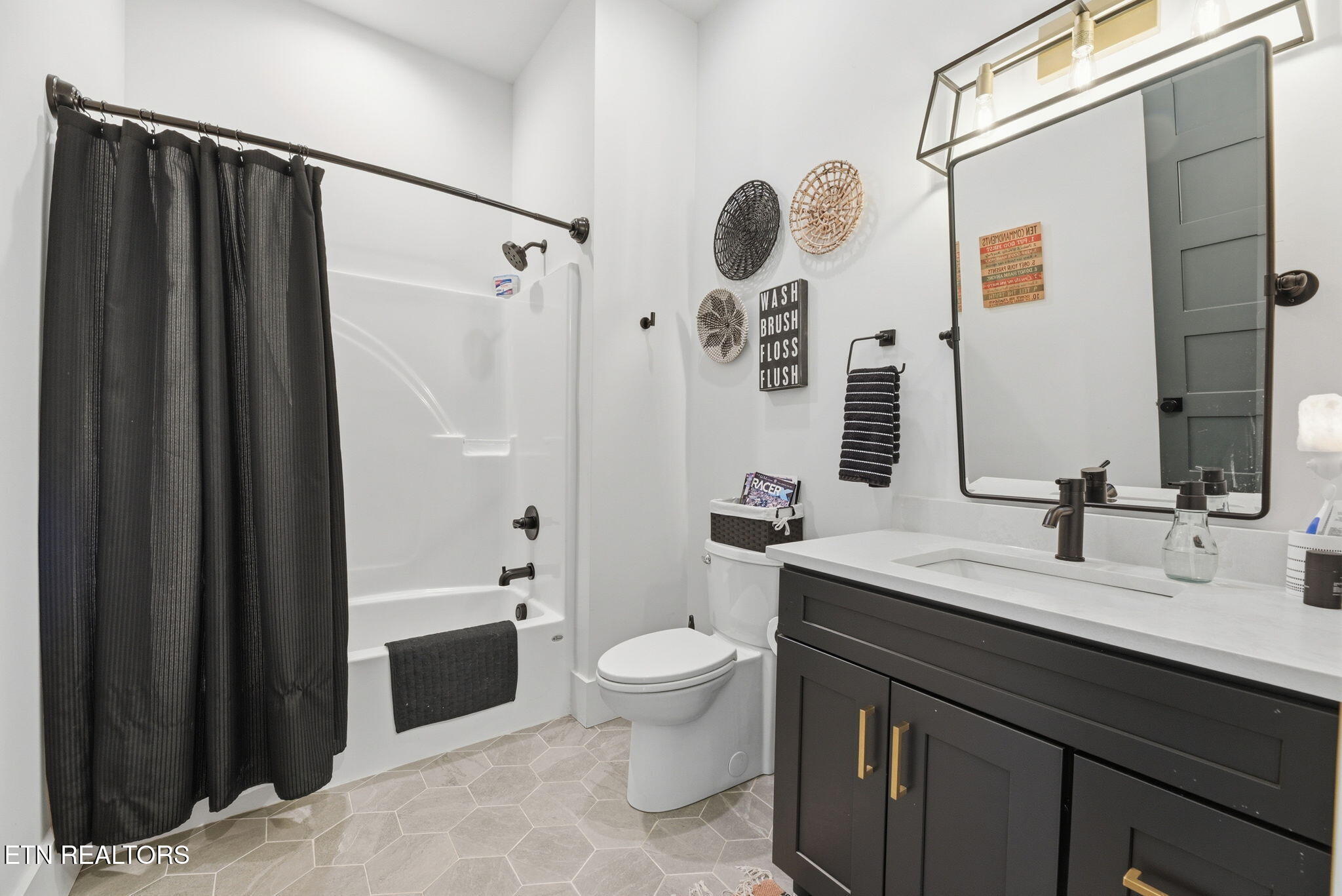 363 Zachary Road Blaine TN 37709