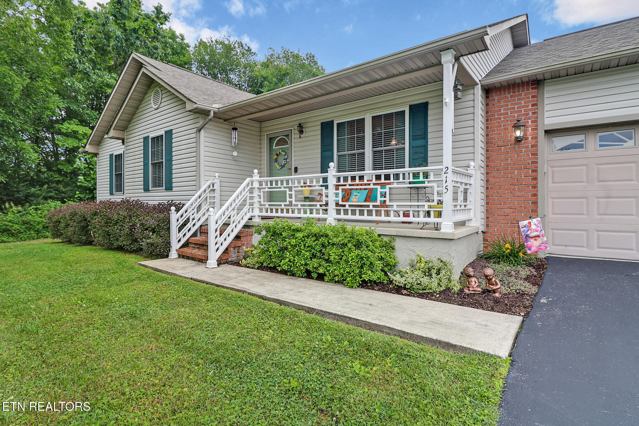 215 Kearney Drive Crossville TN 38555