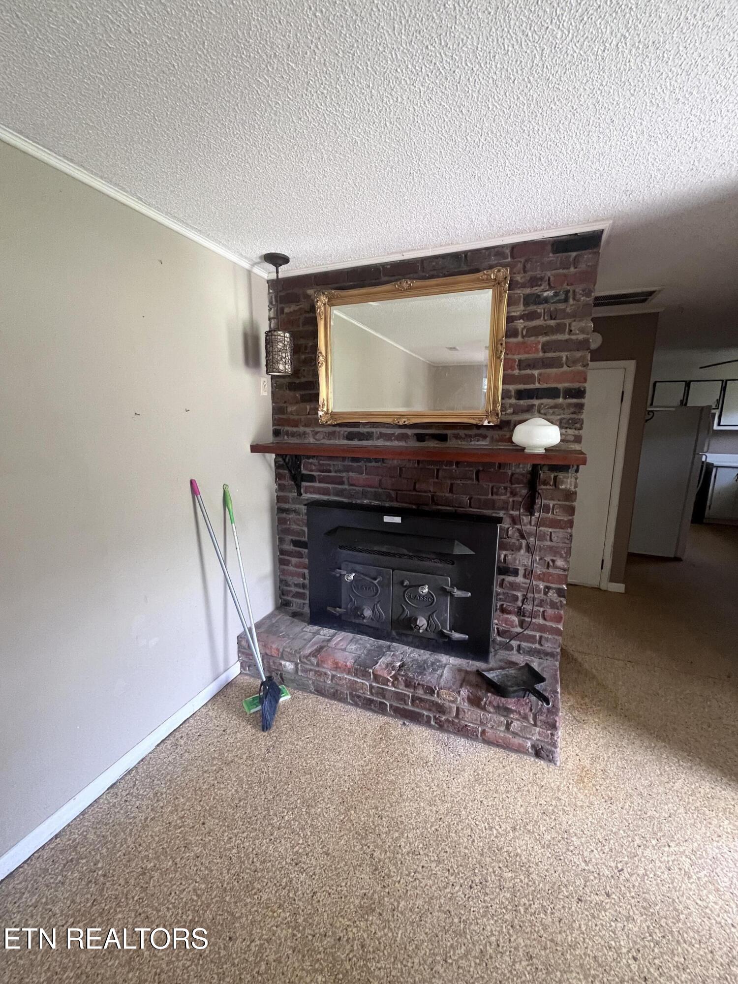 9154 Highway 131 Washburn TN 37888