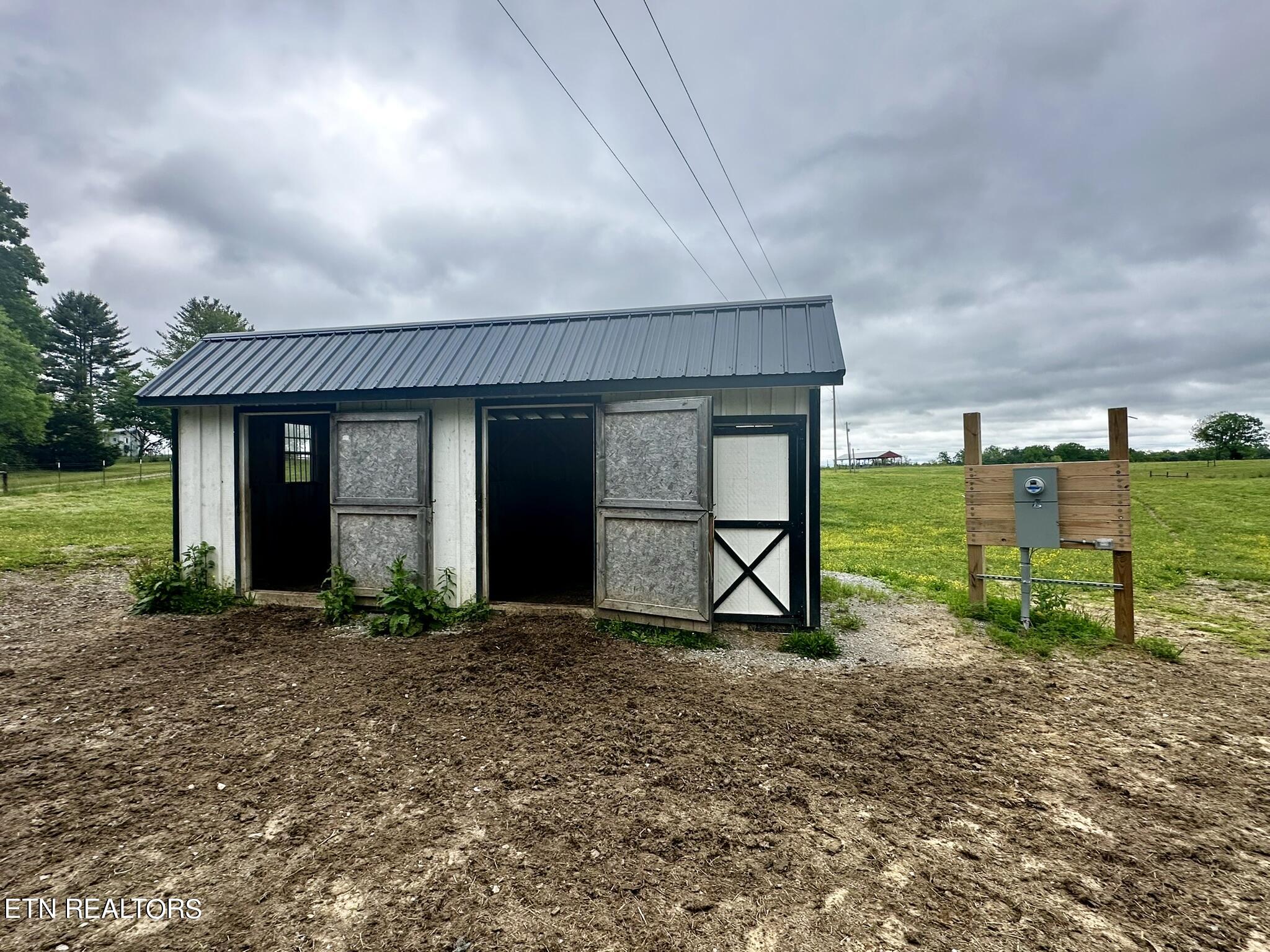 1234 Ernest Norris Road Jamestown TN 38556