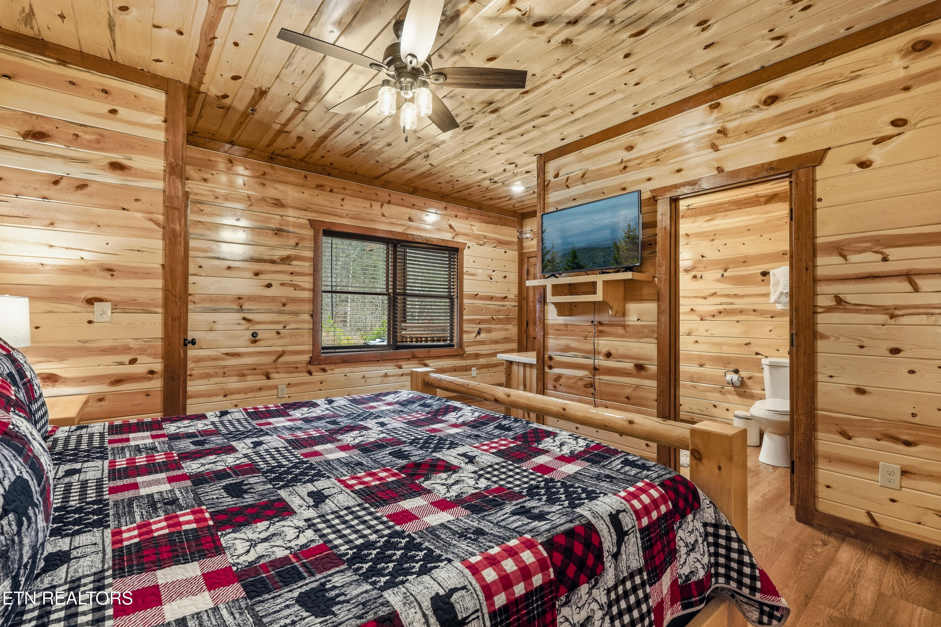 2864 Owens Ridge Way Sevierville TN 37876