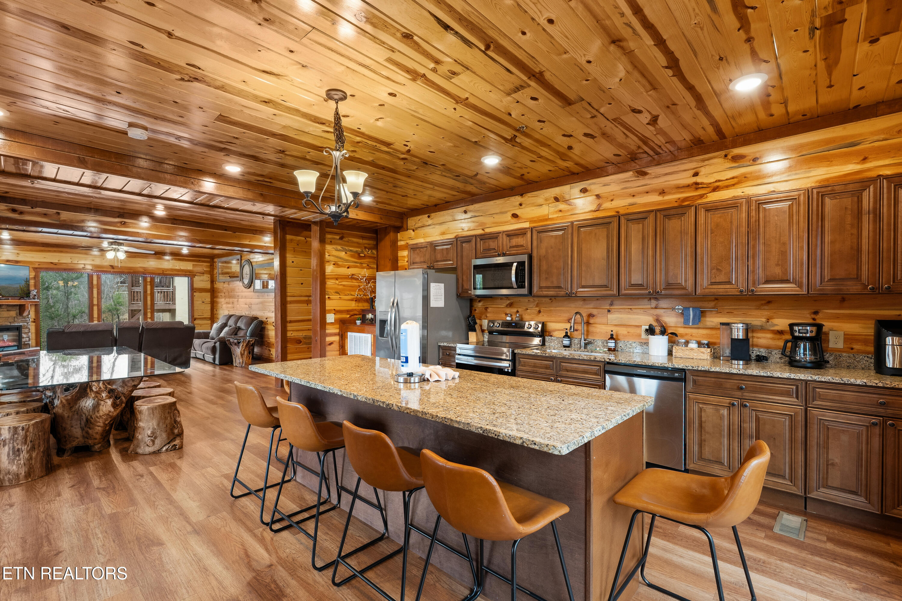 2864 Owens Ridge Way Sevierville TN 37876