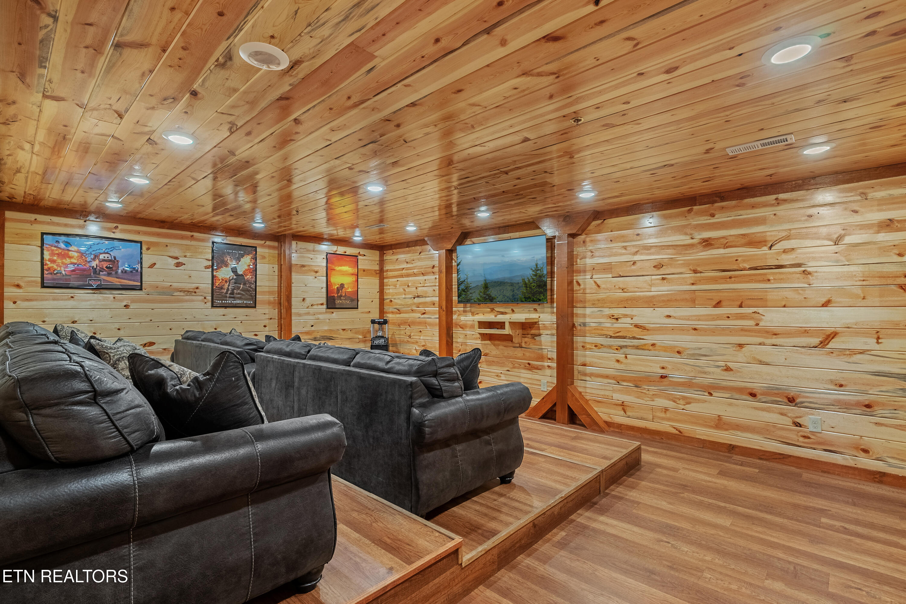 2864 Owens Ridge Way Sevierville TN 37876