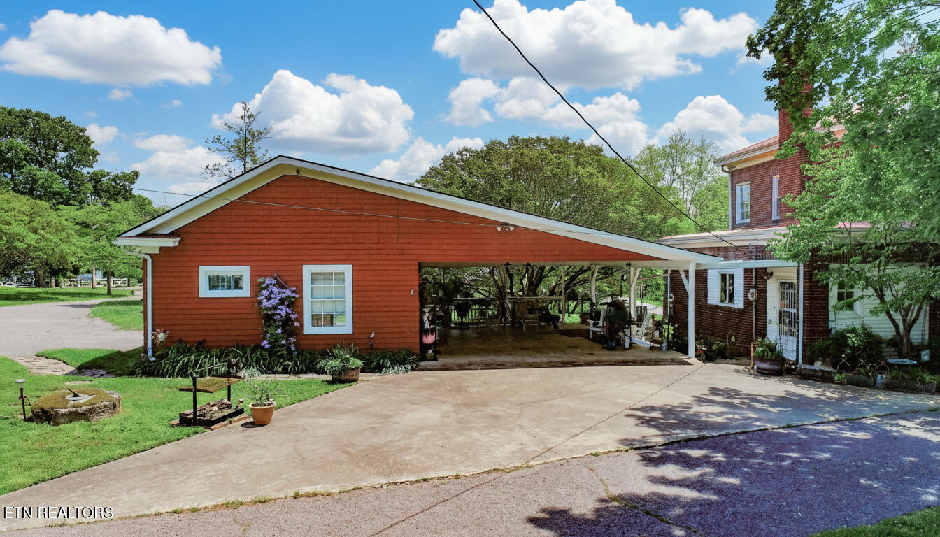 294 Clifton Heights Road Newport TN 37821