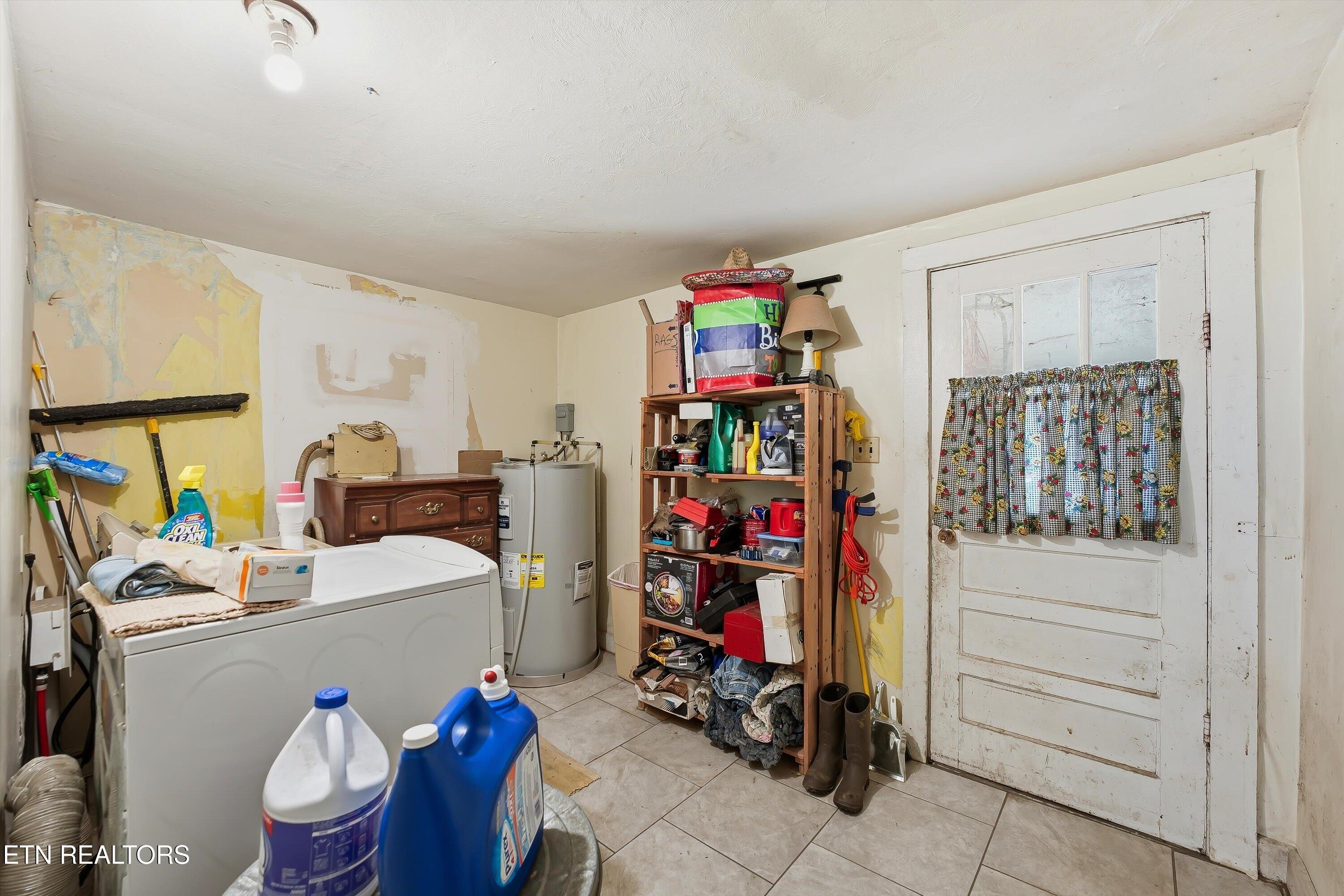9613 Norris Freeway Powell TN 37849