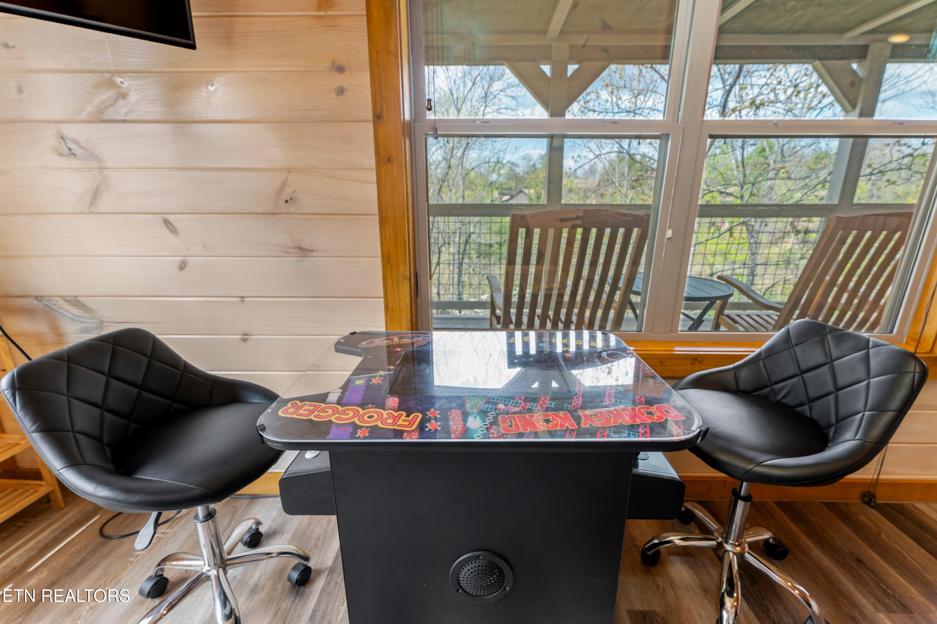 911 Osprey Way Pigeon Forge TN 37863