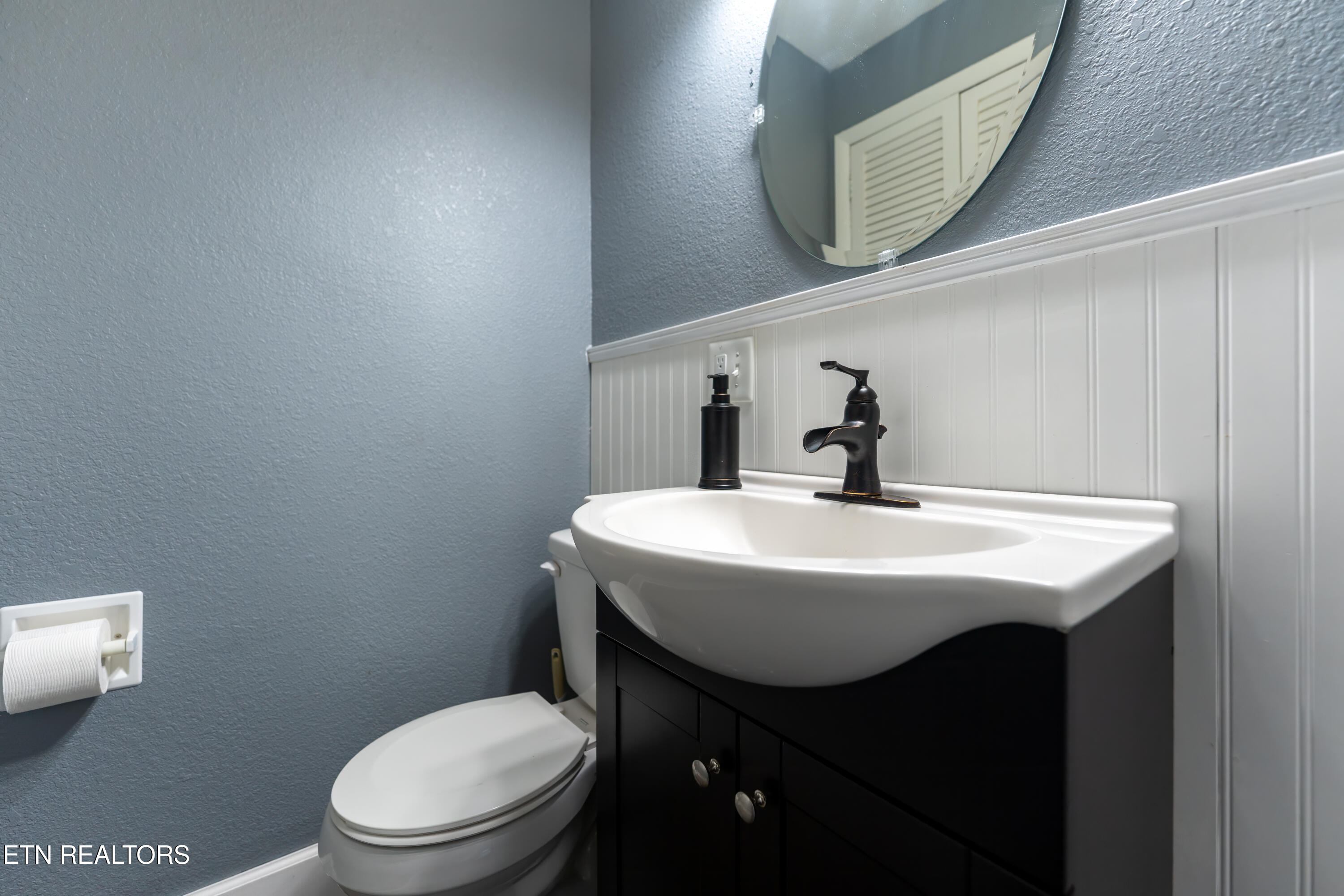 306 E Walden Street Lafollette TN 37766