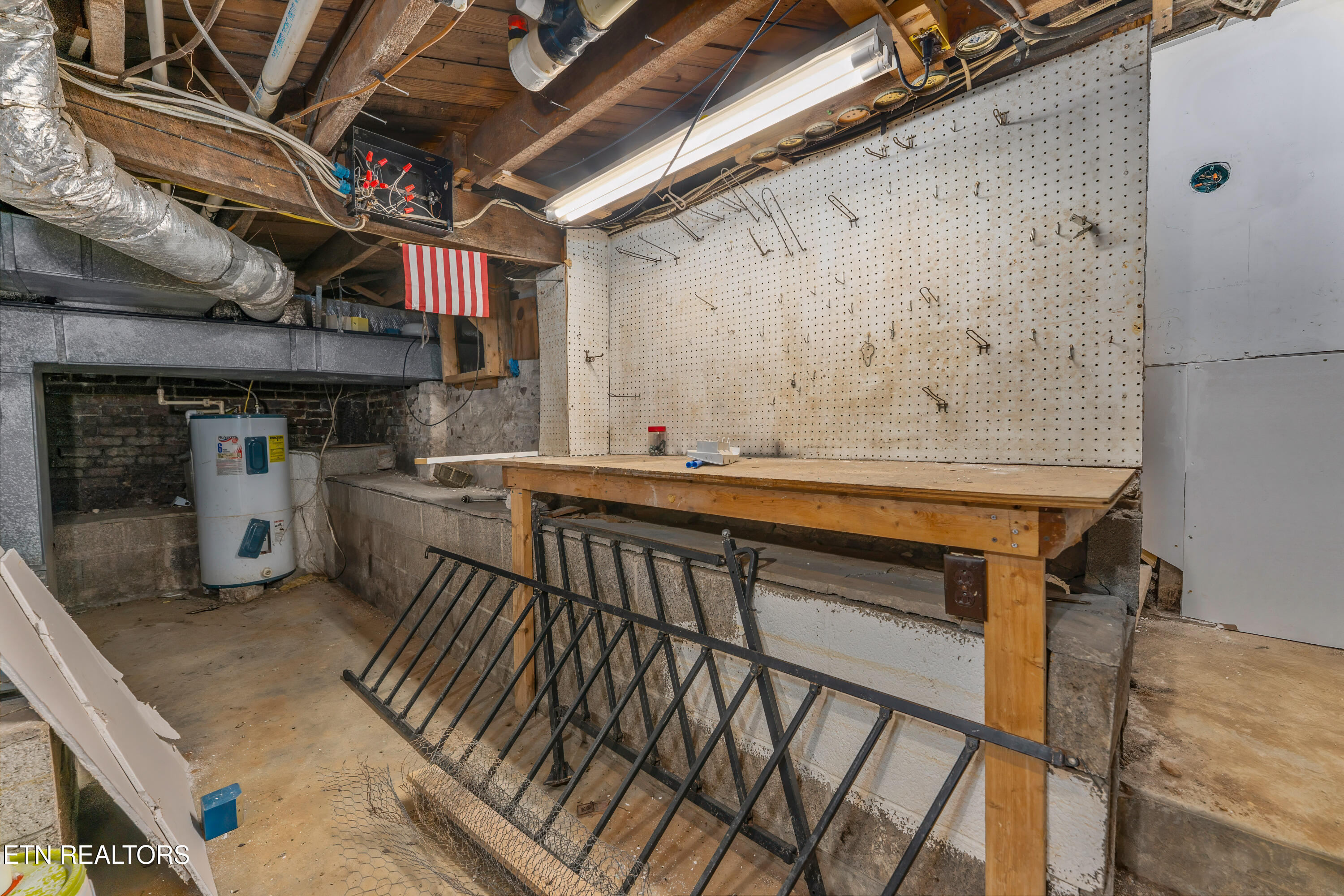 306 E Walden Street Lafollette TN 37766