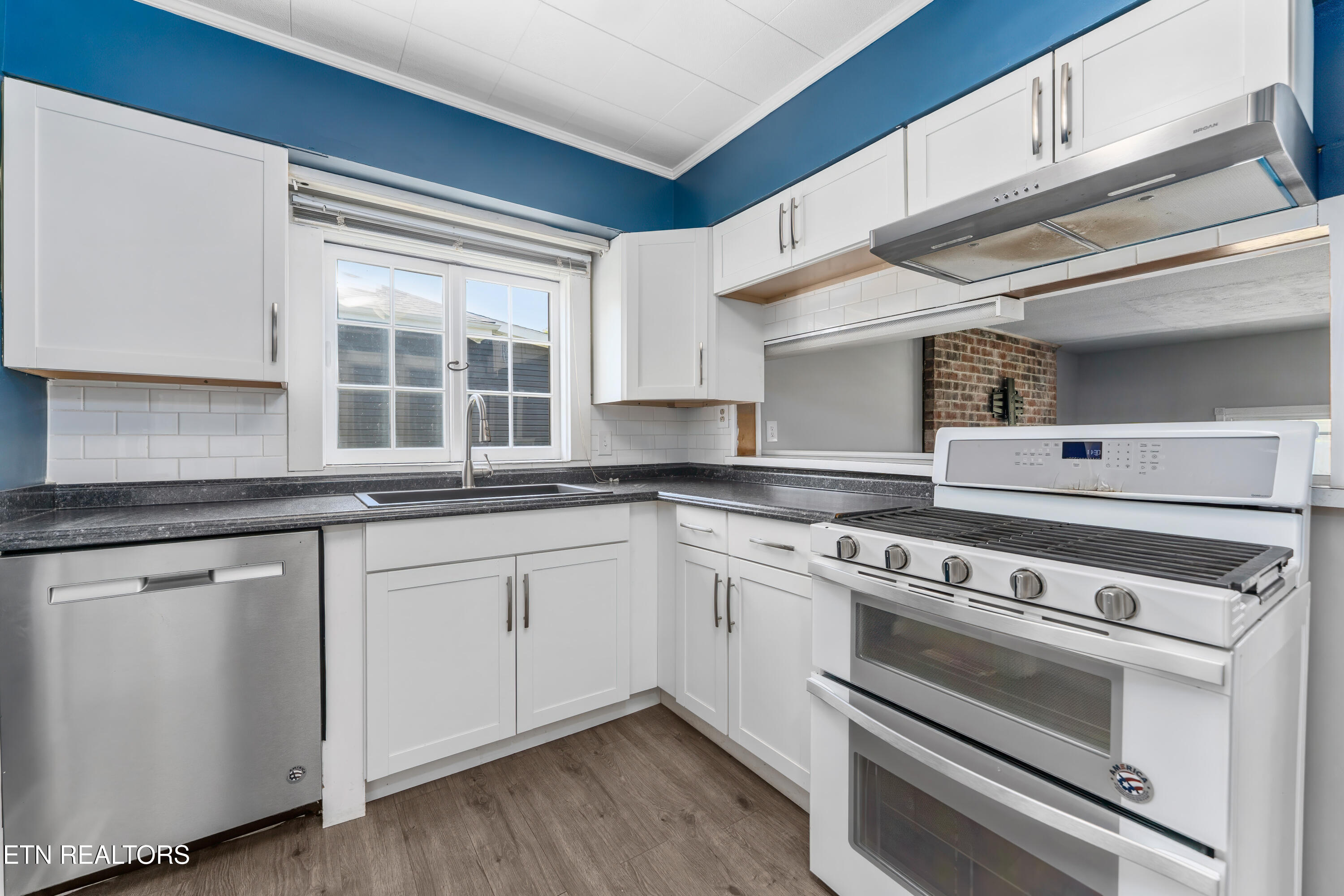 306 E Walden Street Lafollette TN 37766