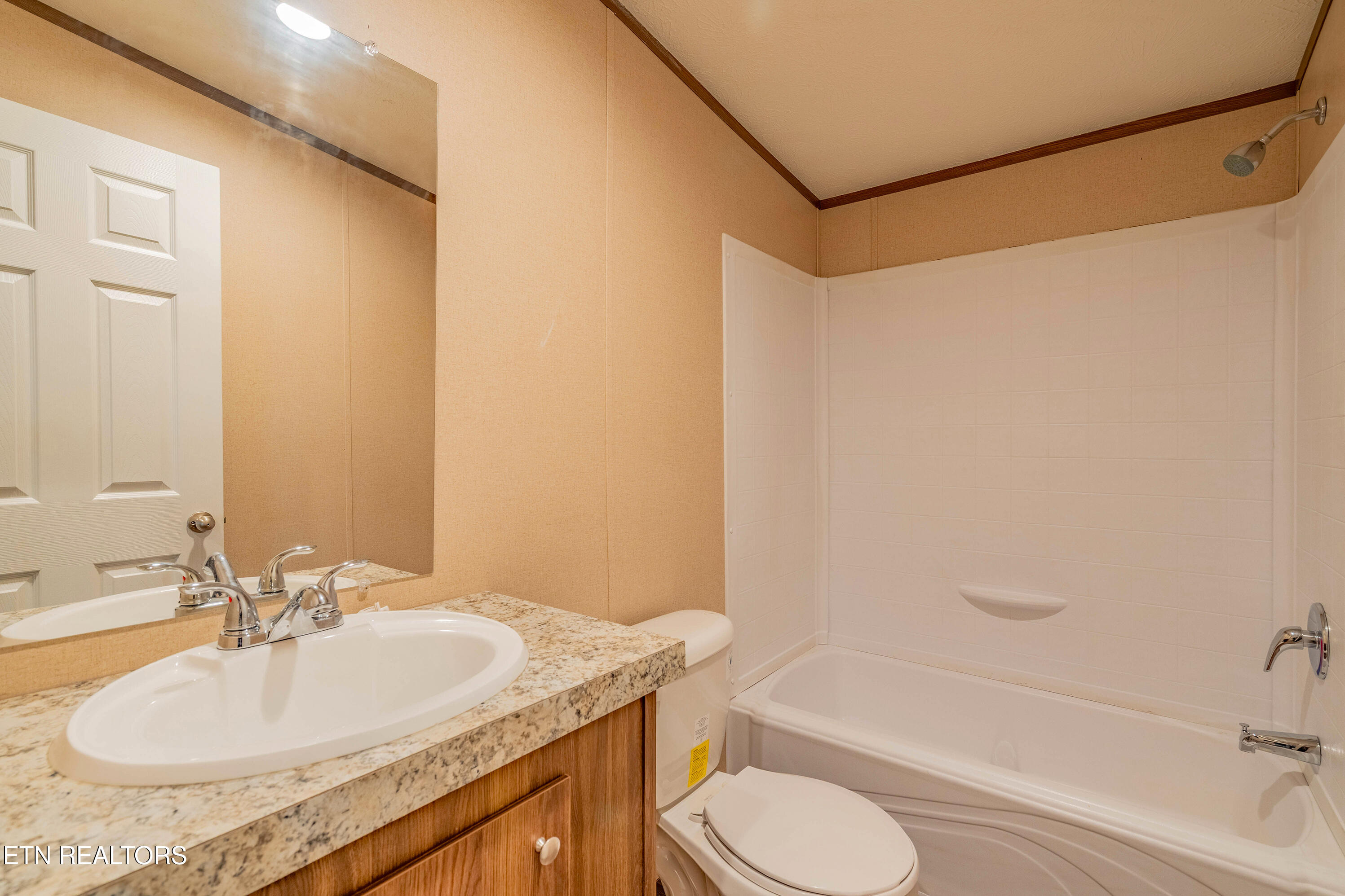 2228 Daisy Avenue Knoxville TN 37915